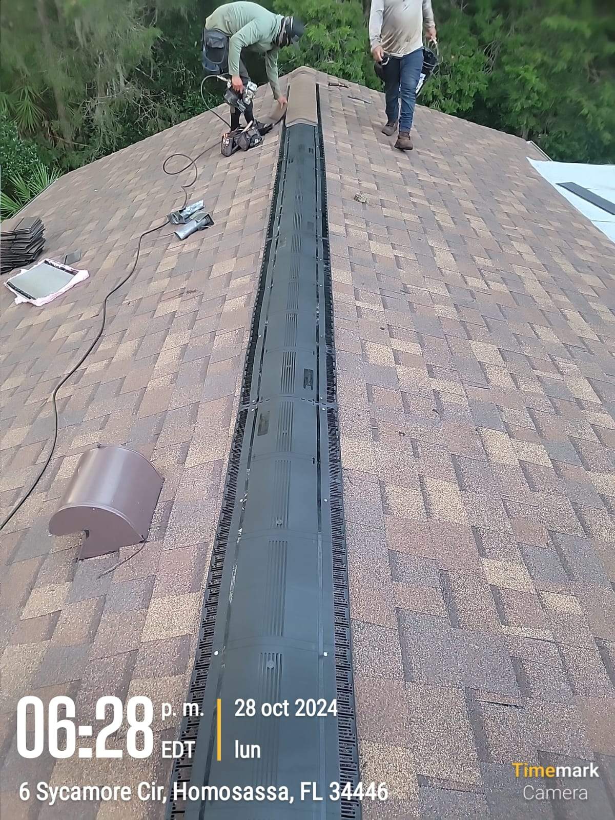 Residential Roofing Installation using Owen's Corning Shingles by RoofGuru AI