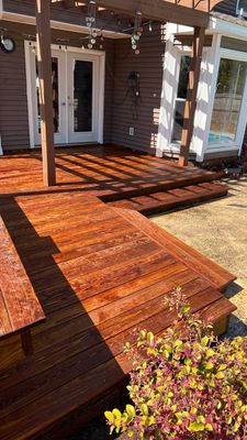 Weathered Deck using Wood Sealant