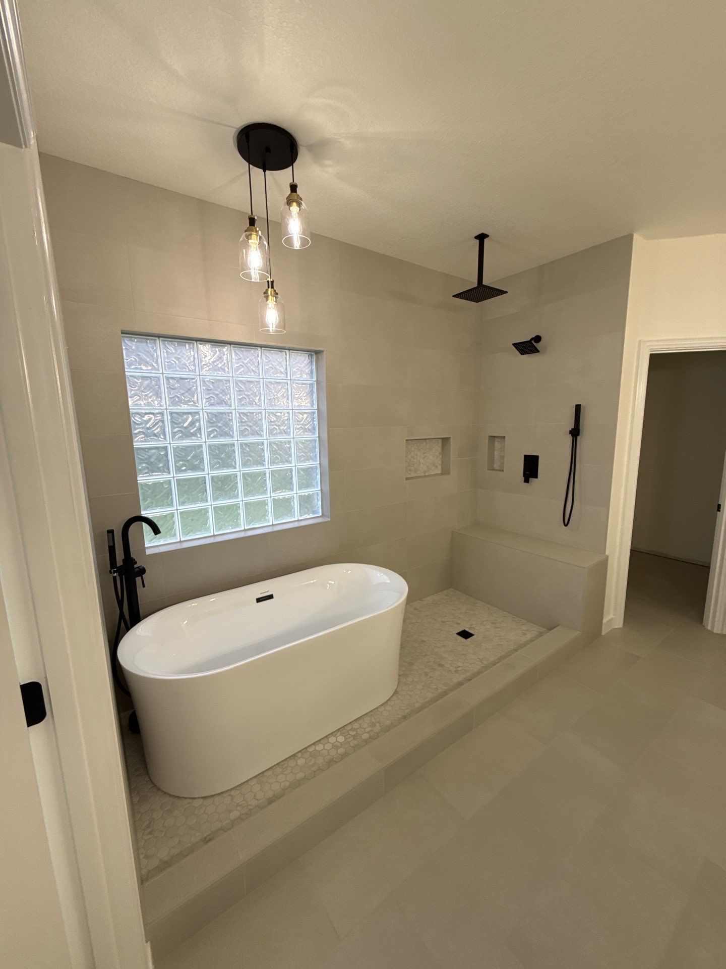Unique Frameless Shower by Richardson Glass & Mirror