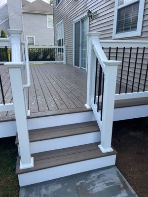 New Deck using Deckorators Venture - Color Sandbar