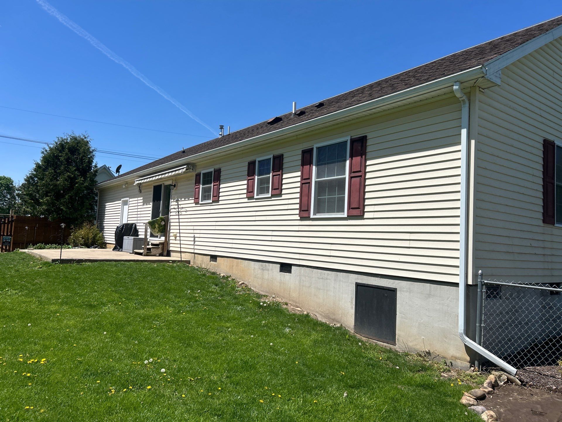 Elyse Goodman Siding and metal Installation  by Good Hands Roofing