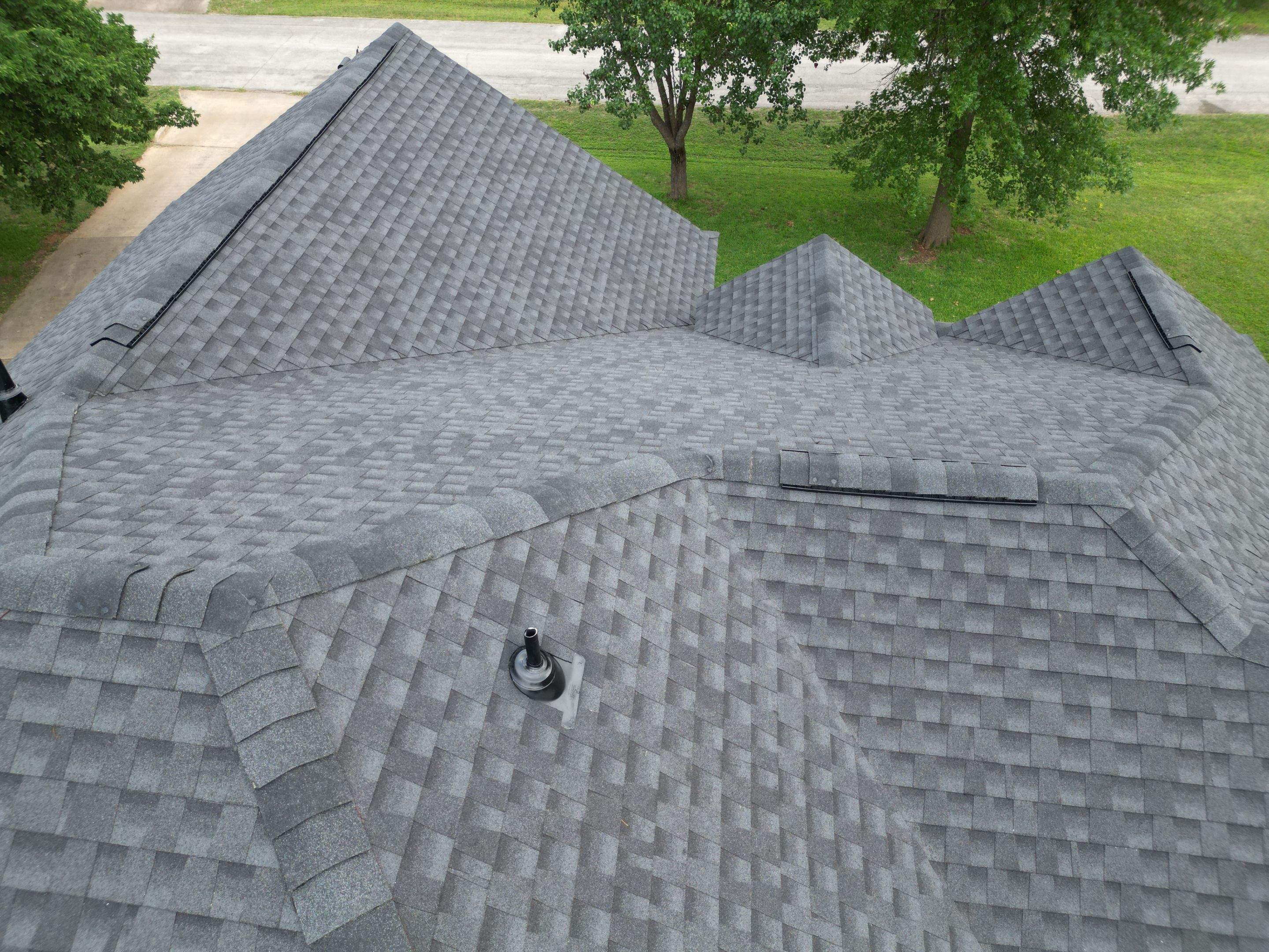 Charcoal - GAF Timberline HDZ by RoofsOnly.com