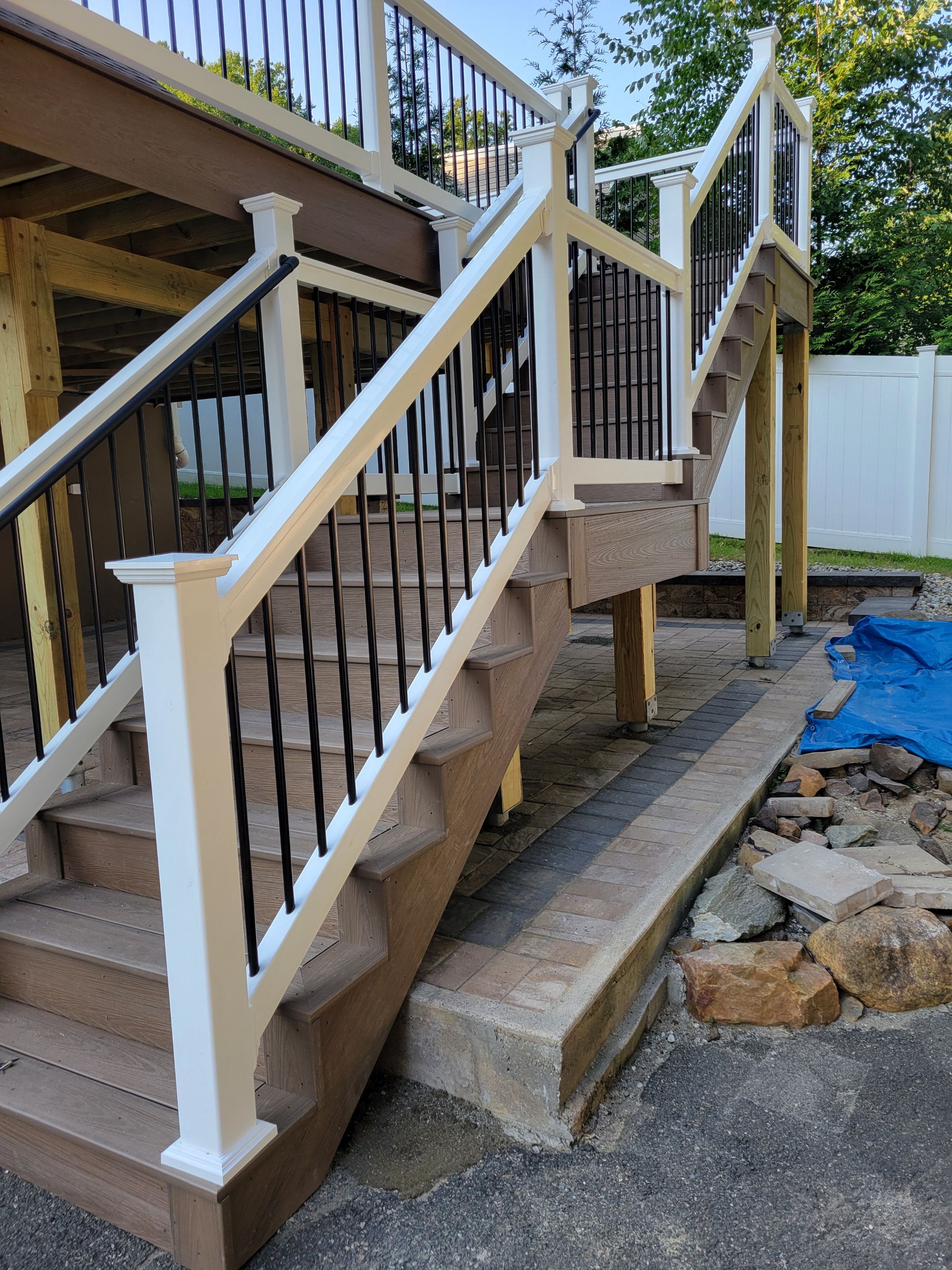 New Deck using Deckorators Venture - Color Sandbar  by deck guardian