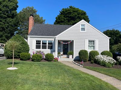 Residential Roofing Installation using Owens Corning TruDefinition Duration AR - Onyx Black & New Siding Install using Certainteed Sterling gray