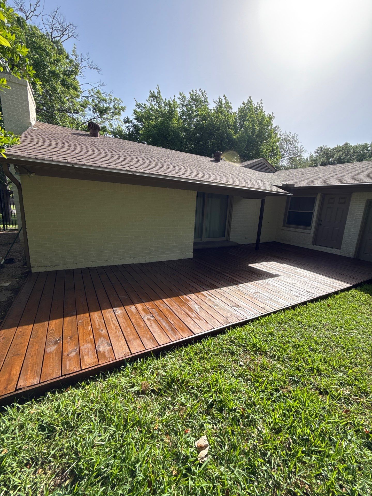 Deck Staining using Texas Wood Products by Nomad Painting
