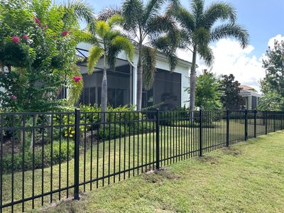 Aluminum Fence Installation using 3 Rail Aluminum Fence