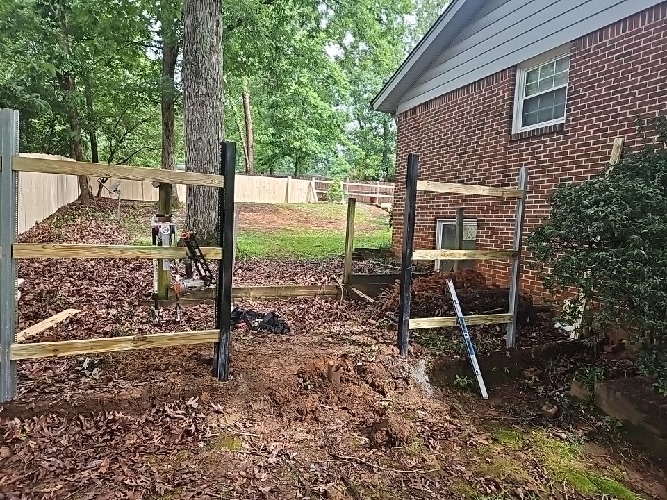 Royal Knoll Lane - Fence Installation  by Pillar and Pine