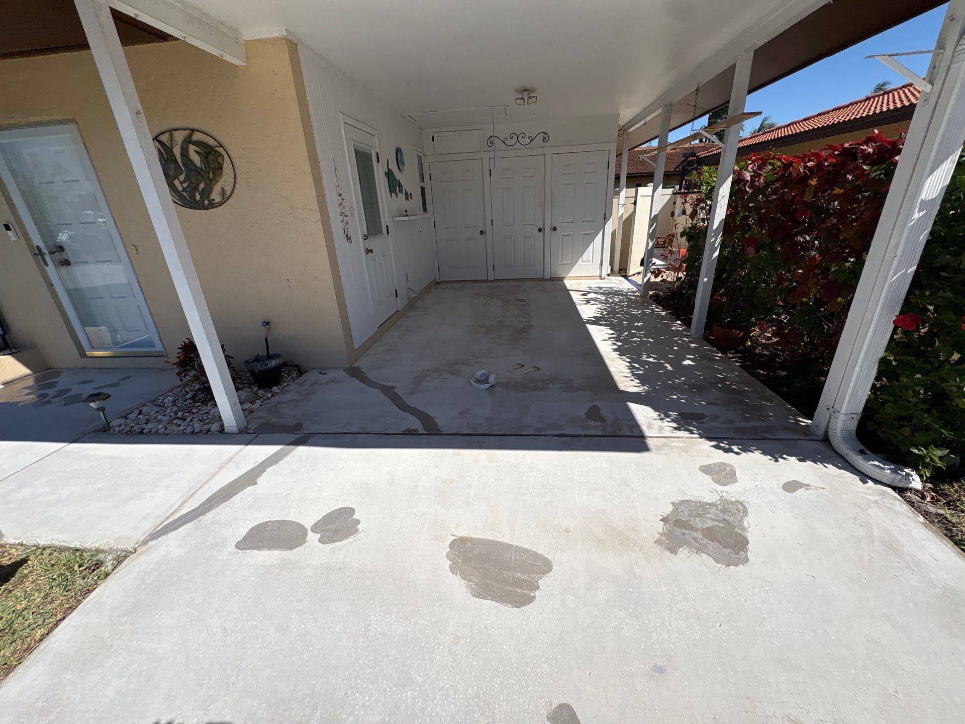 Bradenton, FL Driveway and Patio Epoxy Combination by Performance Floors & Coating