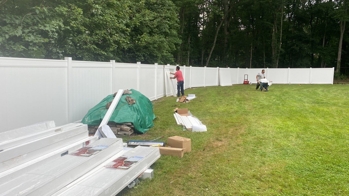 Fence Installation using Vinyl Fence 6ft Privacy by A Plus Exterior