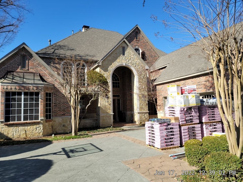 Insurance Claim Roof and Gutters using Owens Corning - Duration- Estate Gray -New Gutters - Exterior paint by Tex-Line Roofing