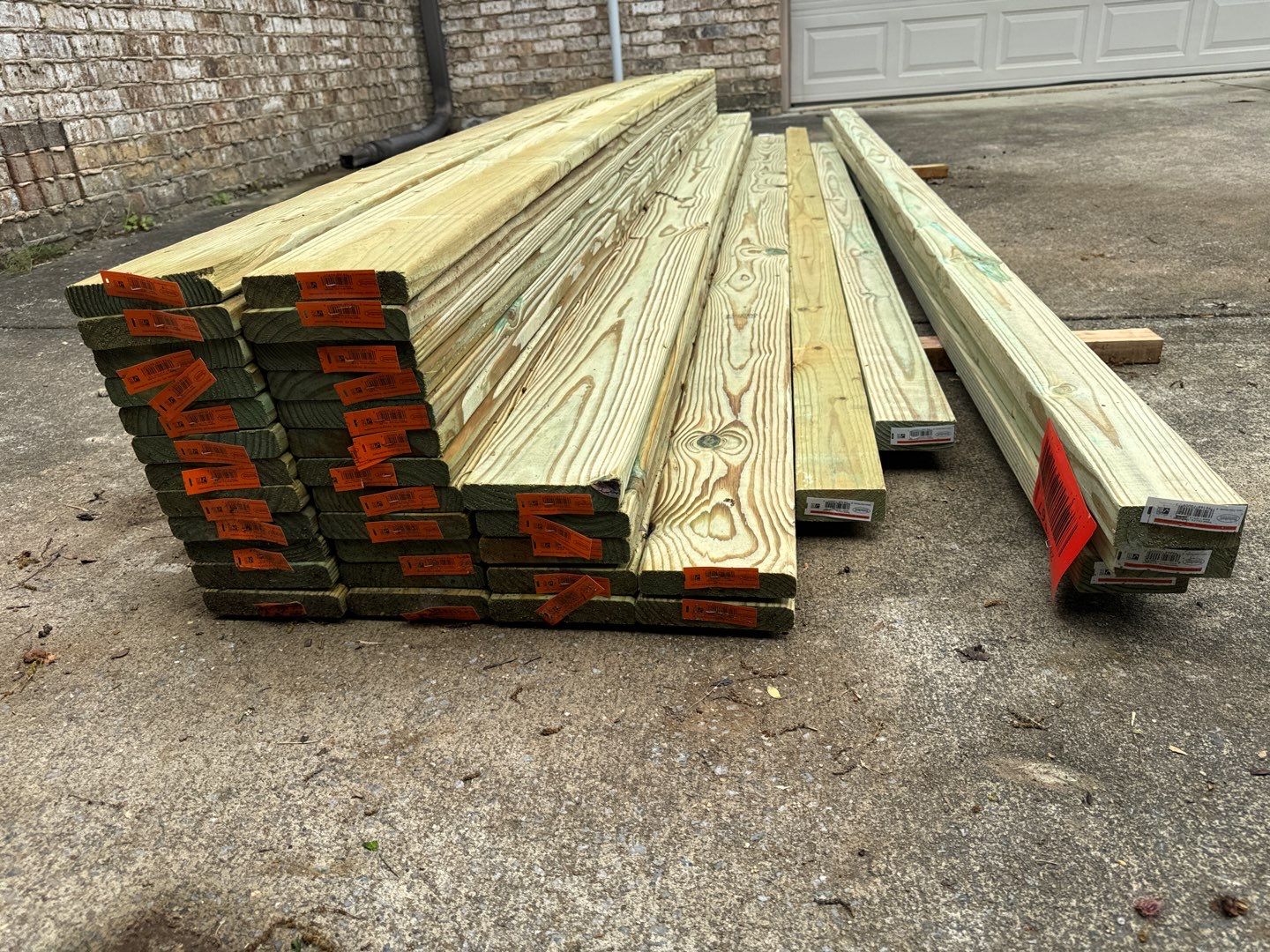 Long Leaf Lake - Deck by Pillar and Pine