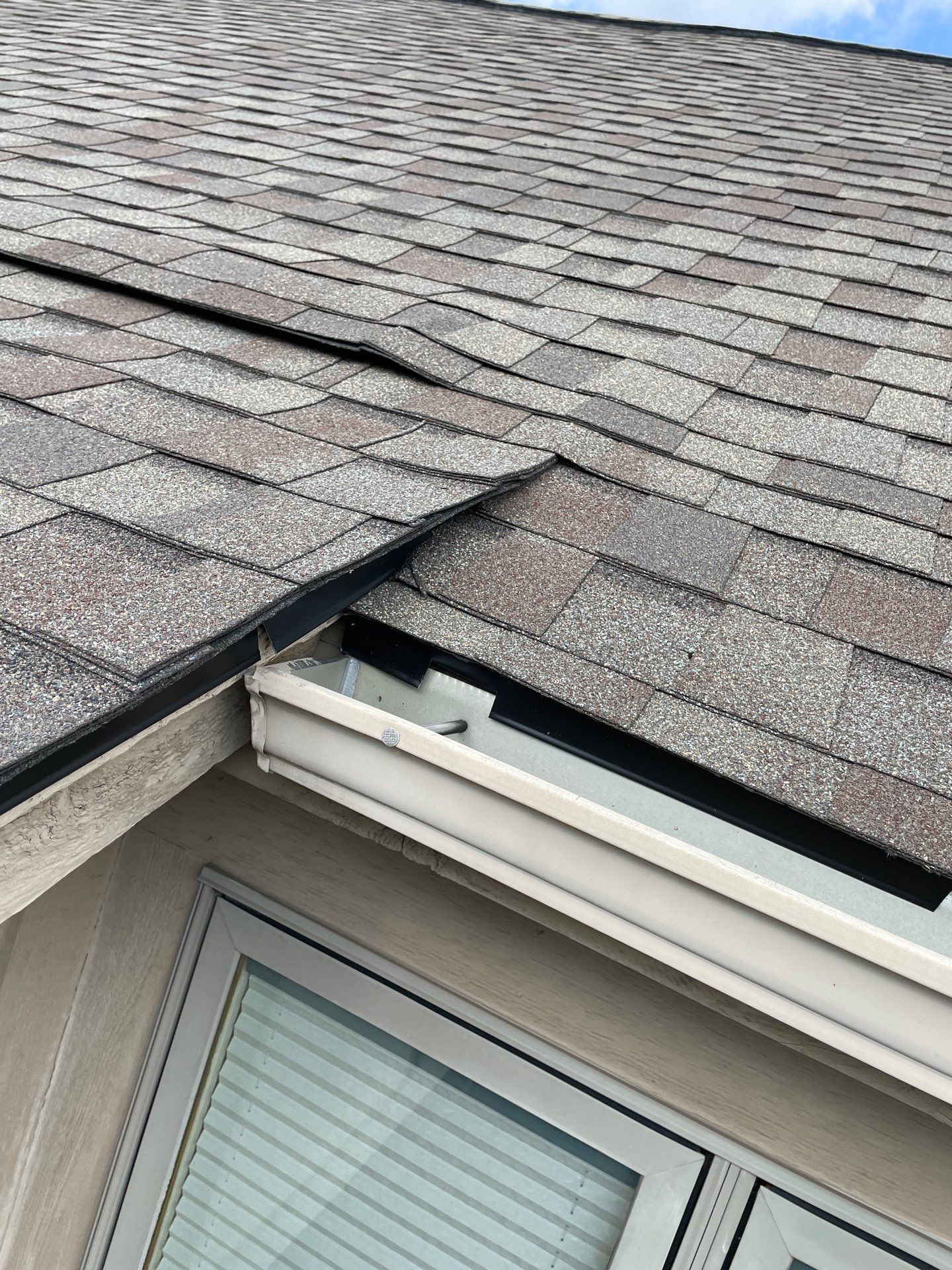 Roof Replacement using CertainTeed Landmark by 180 Contractors