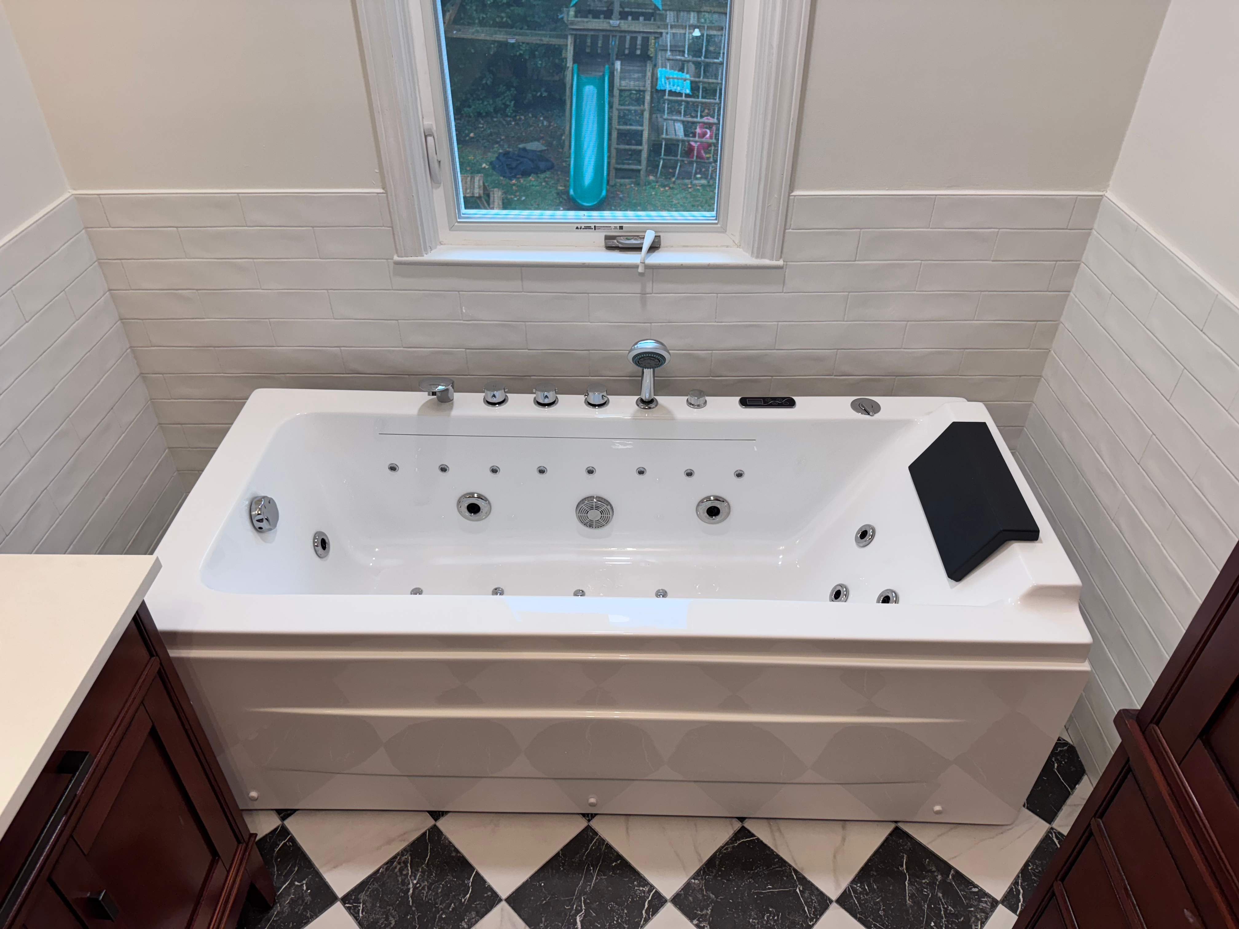 Master bathroom remodeling by Prudencio