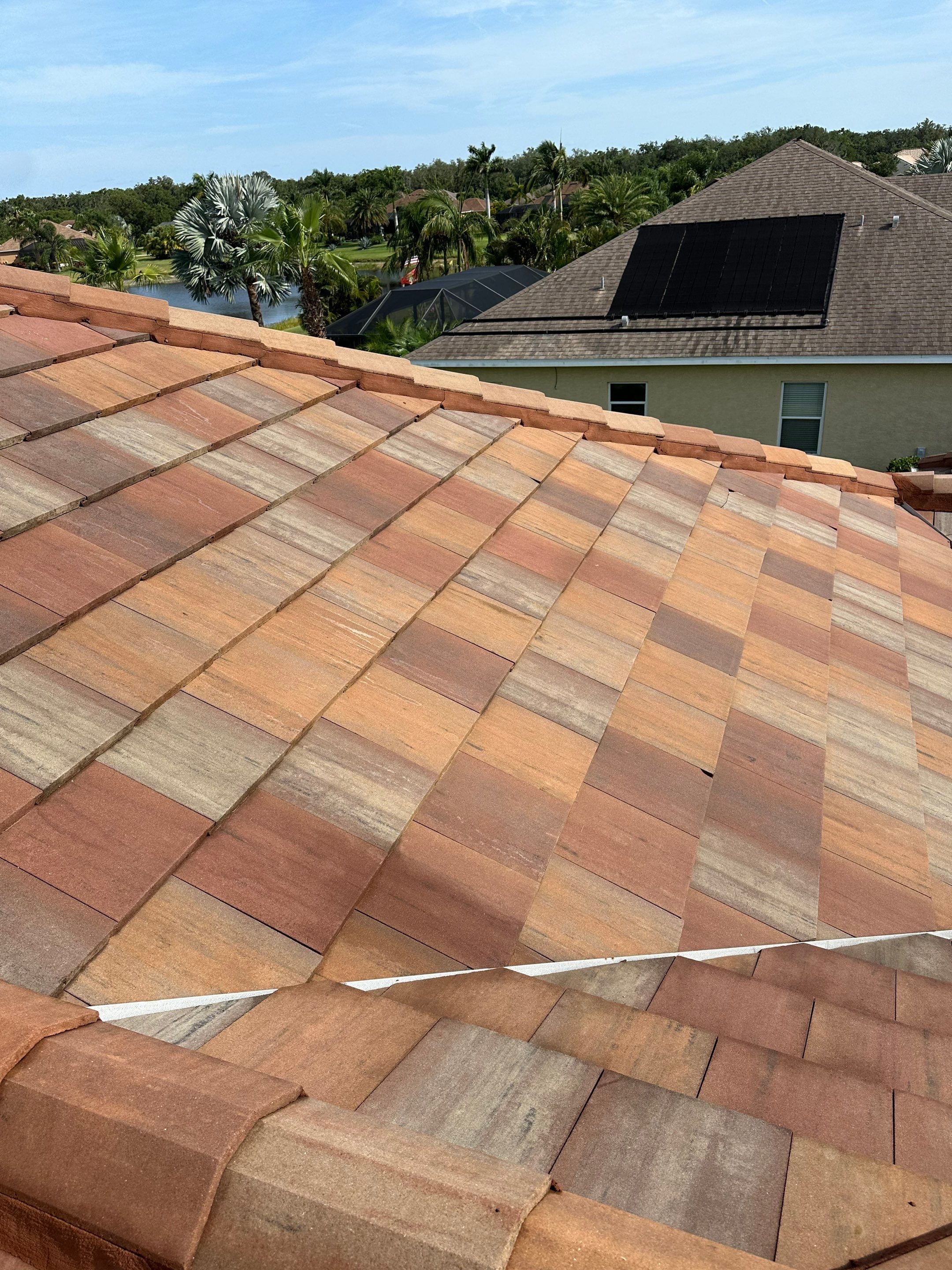 🏡 Tile Roof Cleaning – Gamble Creek Estates, Parrish, FL by Sunshine AquaWash