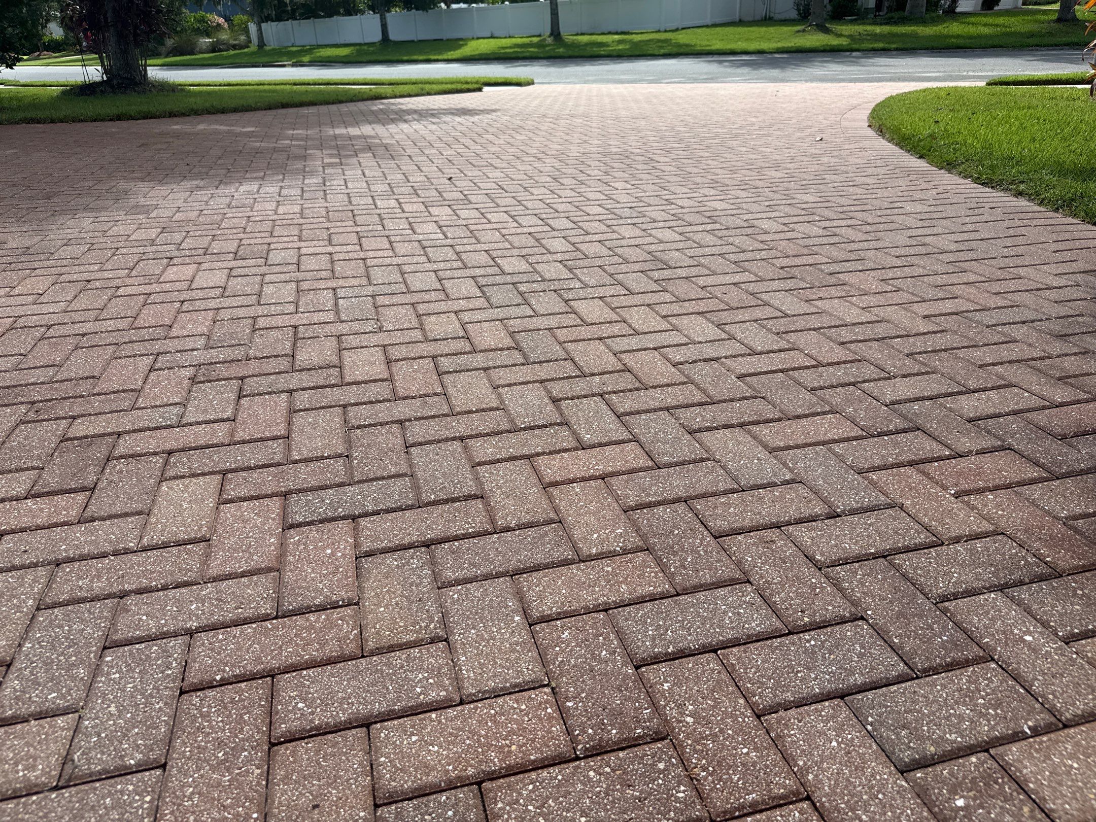 Paver Driveway & Sidewalk Cleaning – Oakleaf Hammock, Ellenton, FL by Sunshine AquaWash