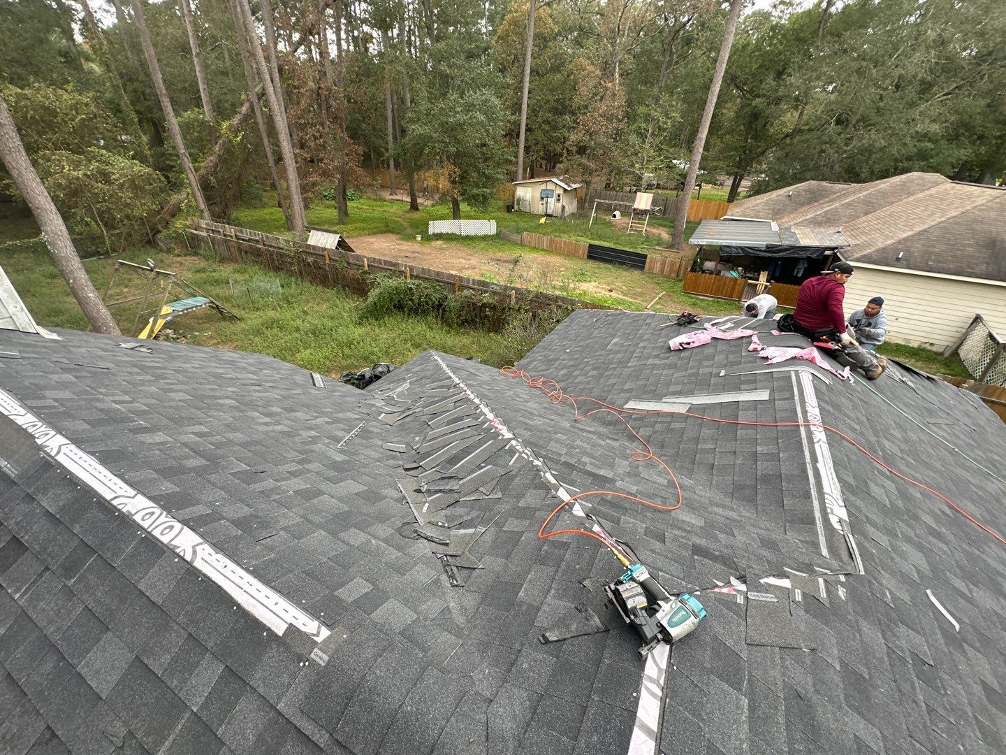 Residential Roofing Installation using Owen's Corning Duration (Lifetime) Shingles by Roof Repair Company