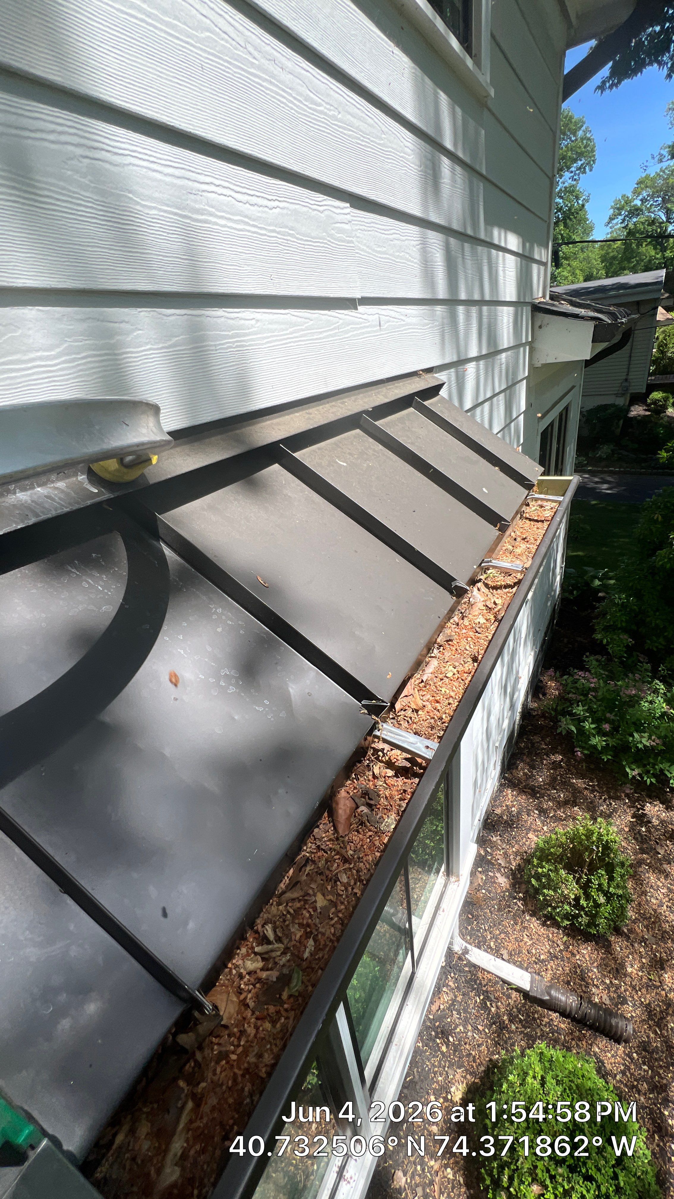 Comprehensive Gutter Cleaning and Debris Removal in Summit by NJ Home Maintenance Services