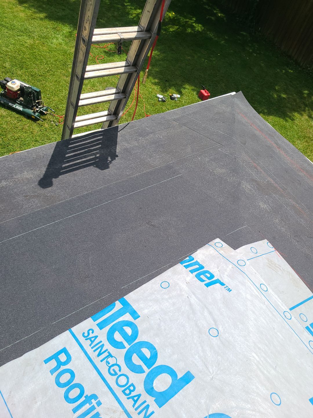 Arlington: CertainTeed Landmark Designer Shingles in Moire Black by RM Banning, Inc.