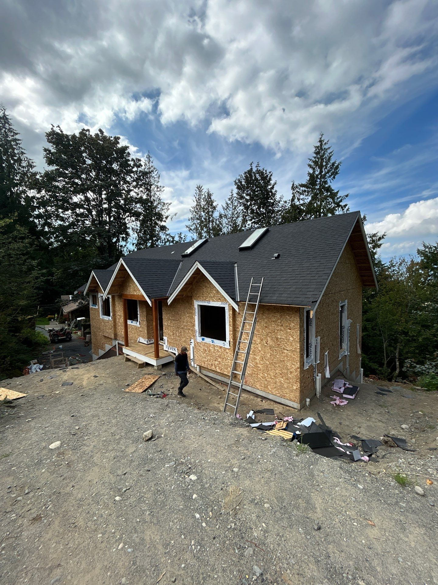 Residential Roofing Installation using OC Oakridge shingles by Top Notch Roofing Inc