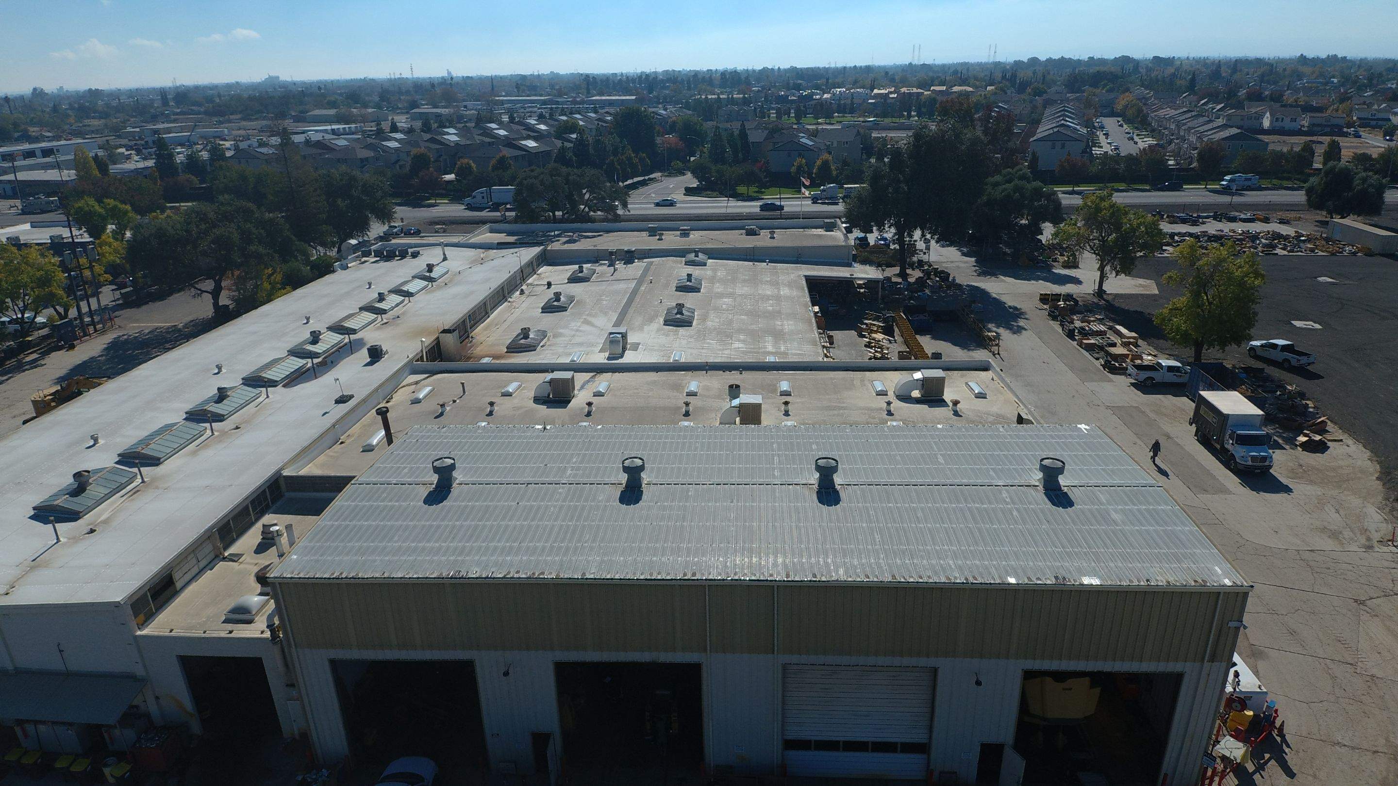 MR Roofing system using Conklin BenchPly system with PUMA top coat by Straight Edge Roofing Inc