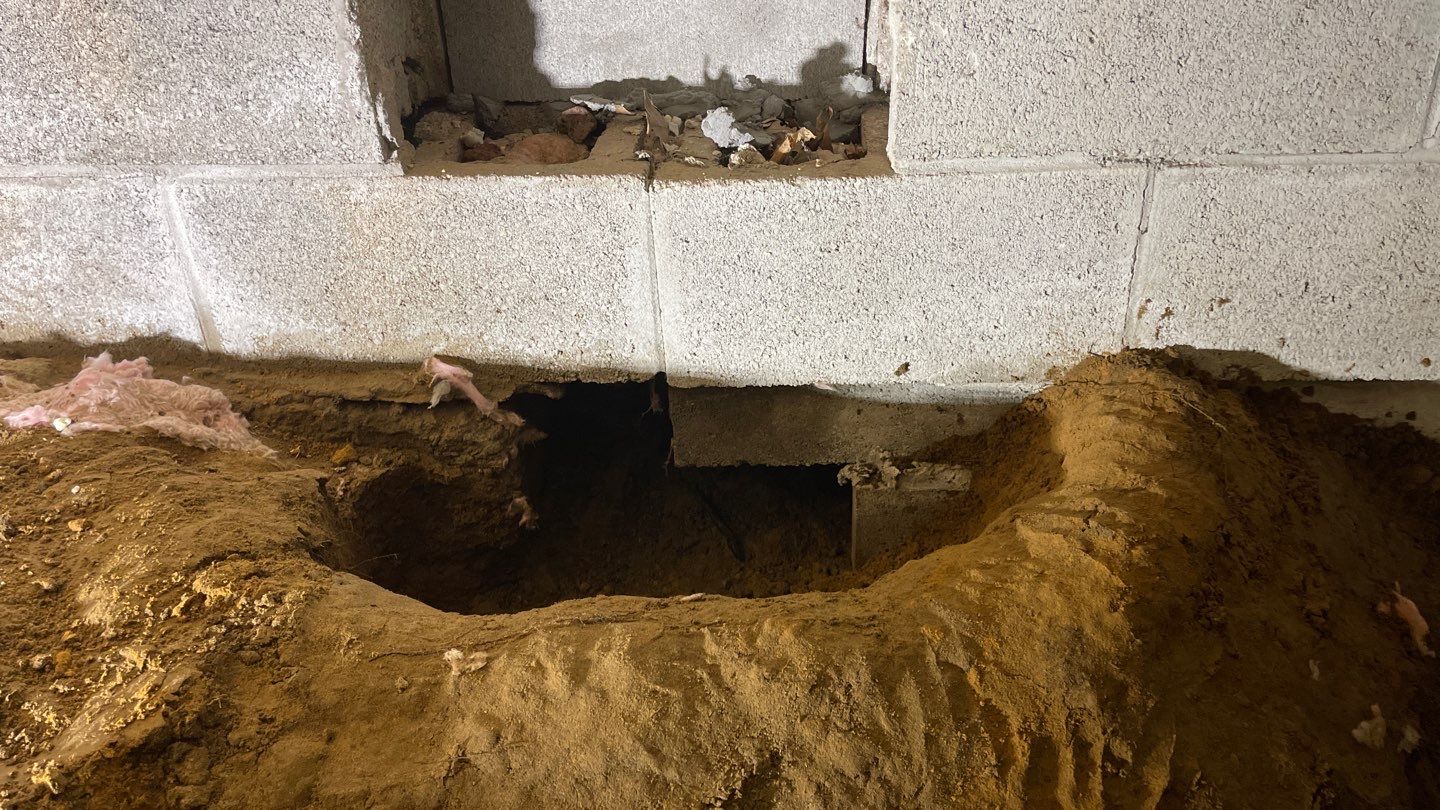 Crawl Space Work and Encapsulation by Toledo Basement Repair