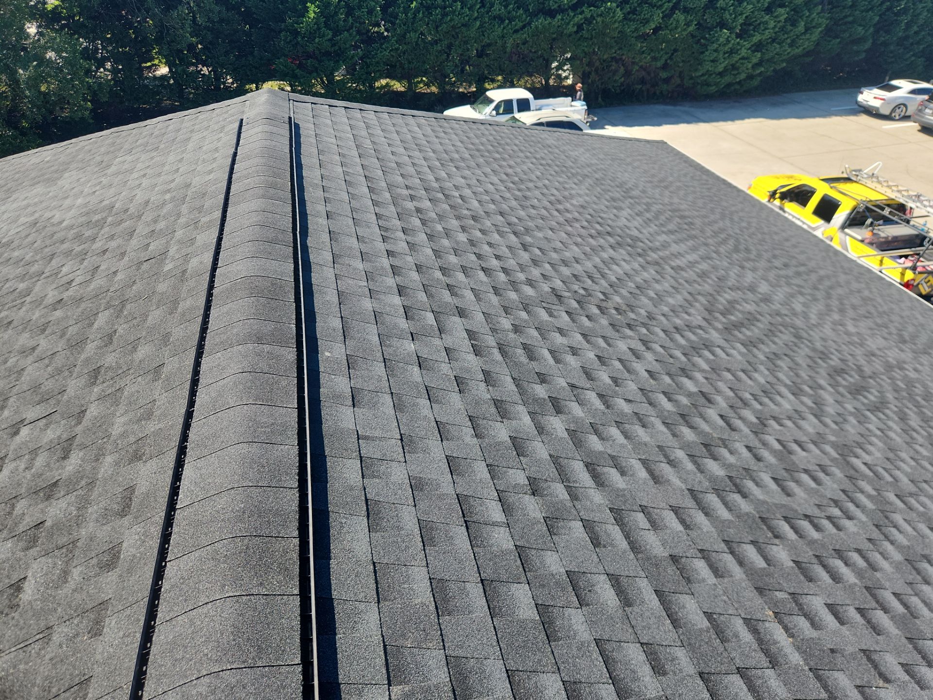 GAF HDZ - Charcoal by Linta Roofing Inc