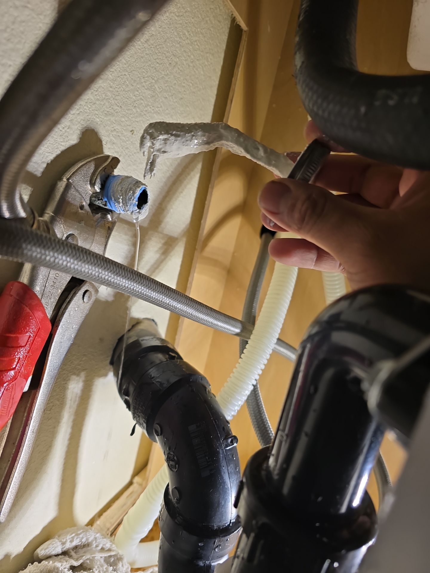 Water Leak Inspection & Repair by Us Plumbing 