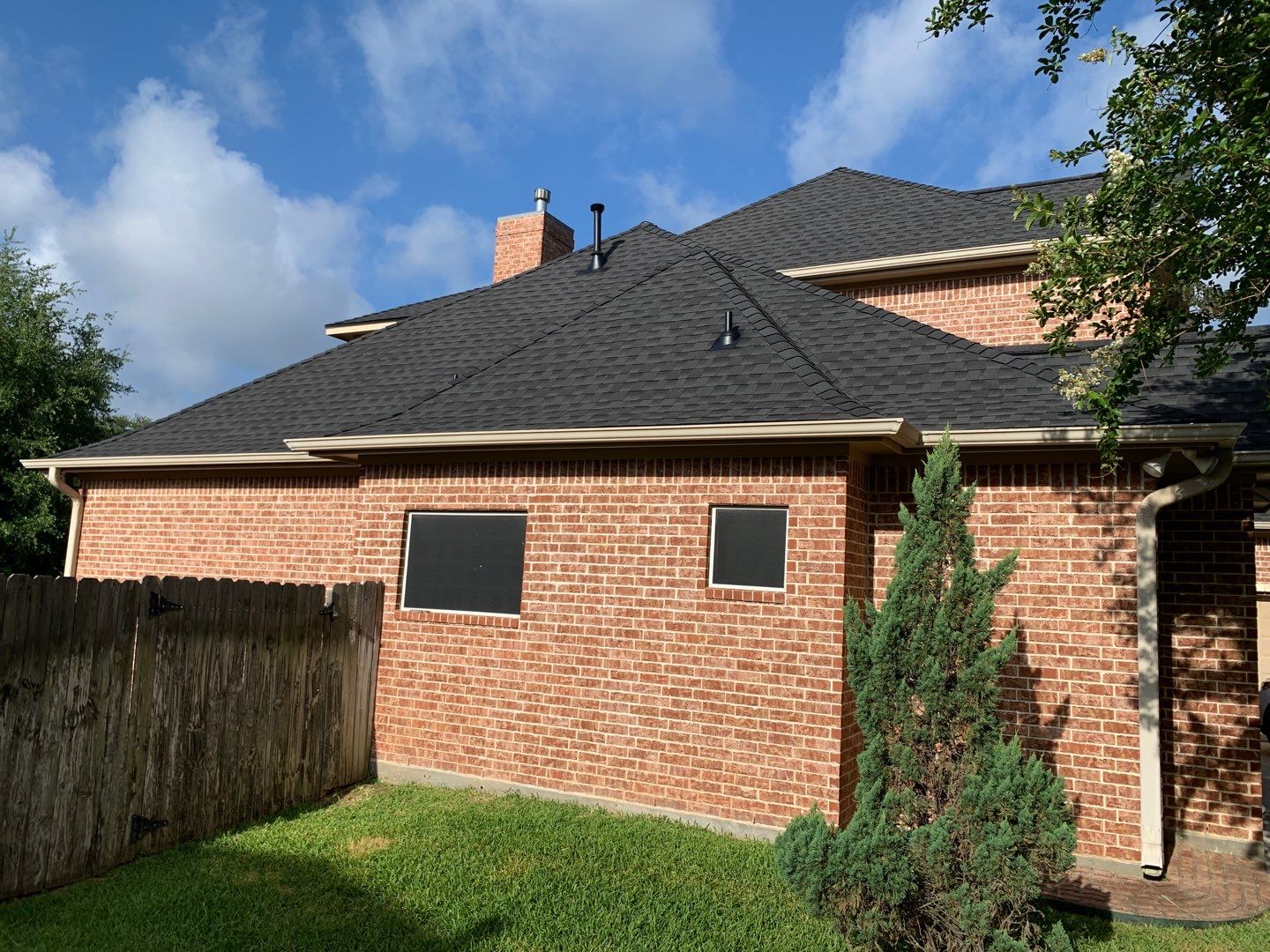 Residential Roof Replacement using GAF shingles by Elite Roofing LLC