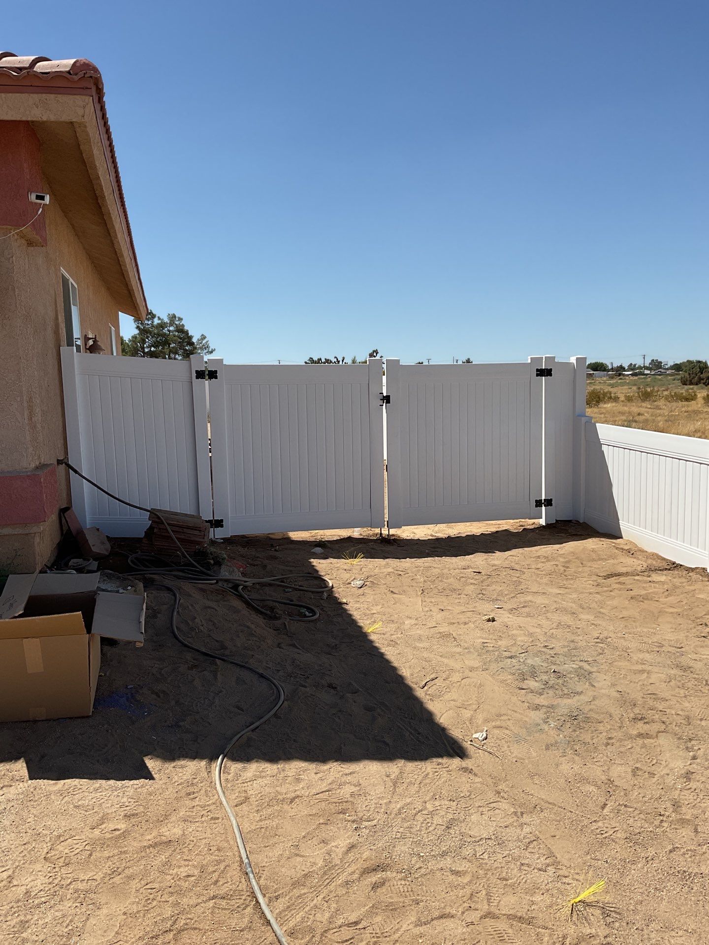 Fence Installation using vinyl pickett by Fence Guys Inc.