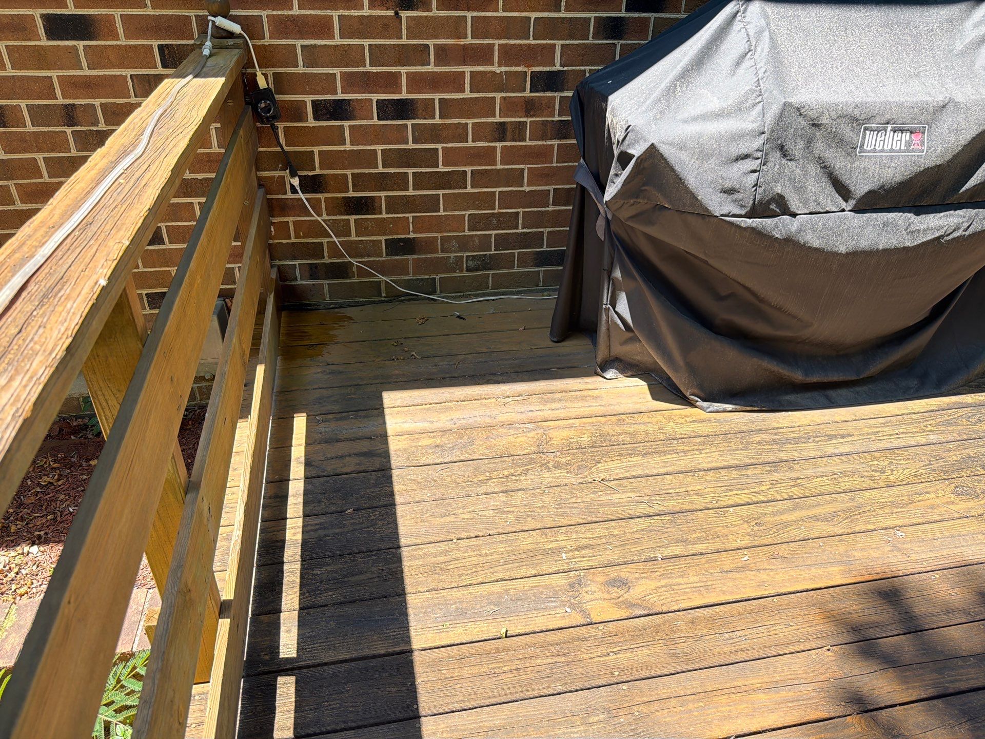 Deck using Wood Sealant by DuraSeal