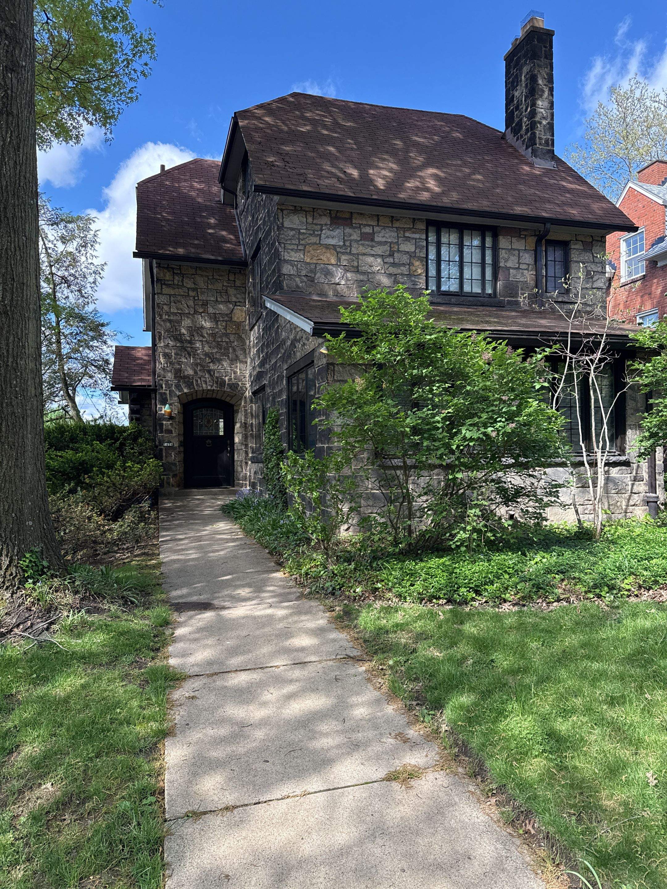 Pewter Gray Shingle Roof in Squirrel Hill, PA by MAT Roofing