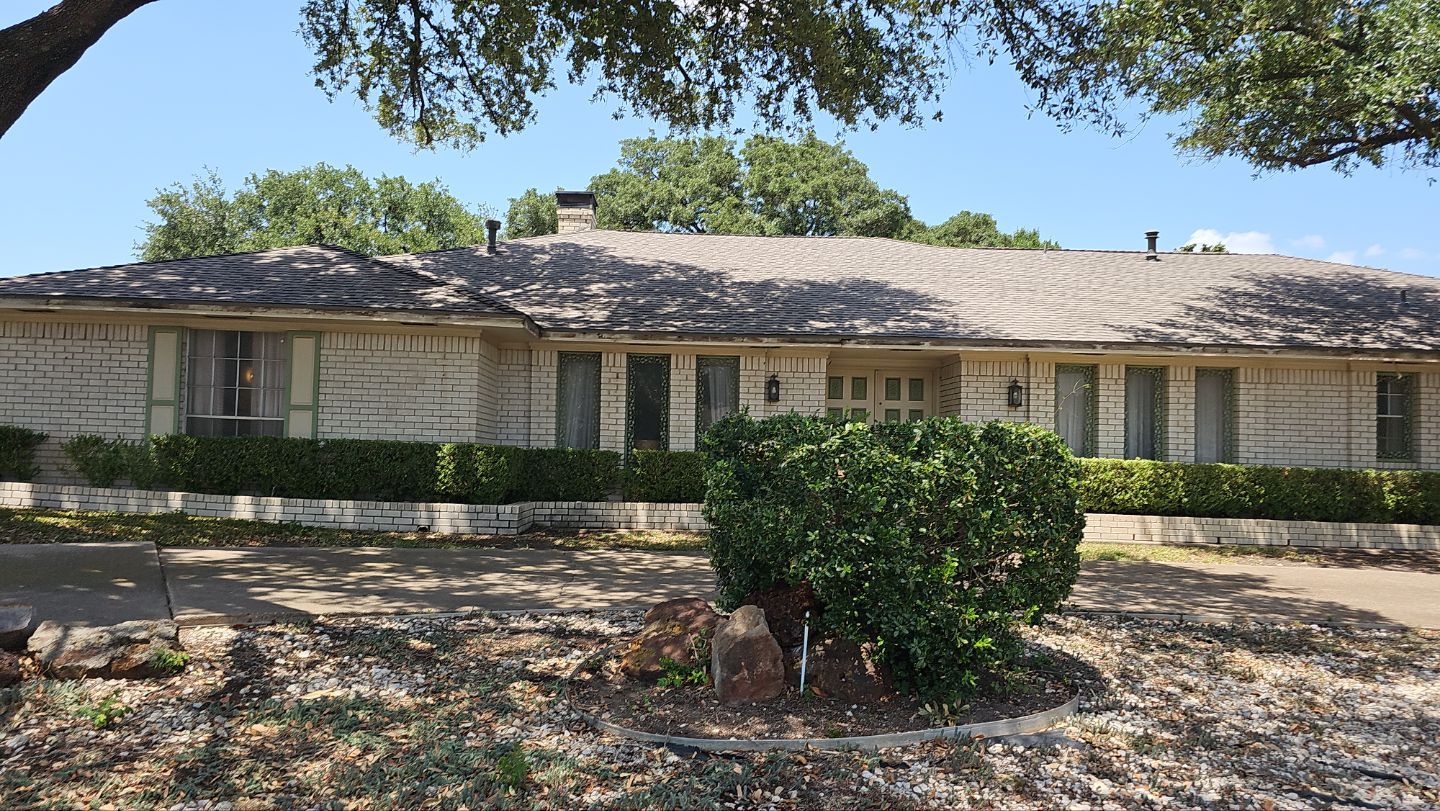 GAF Timberline HDZ in North Dallas by Bert Roofing Inc