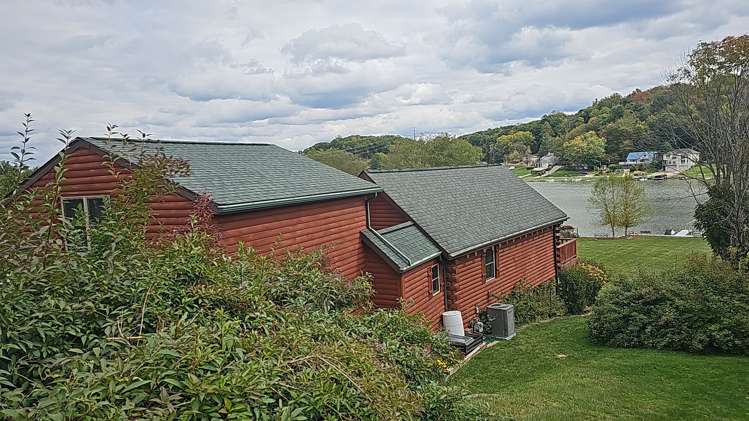 Alpha Rib, Color: Ivy Green by Eagle Eye Roofing