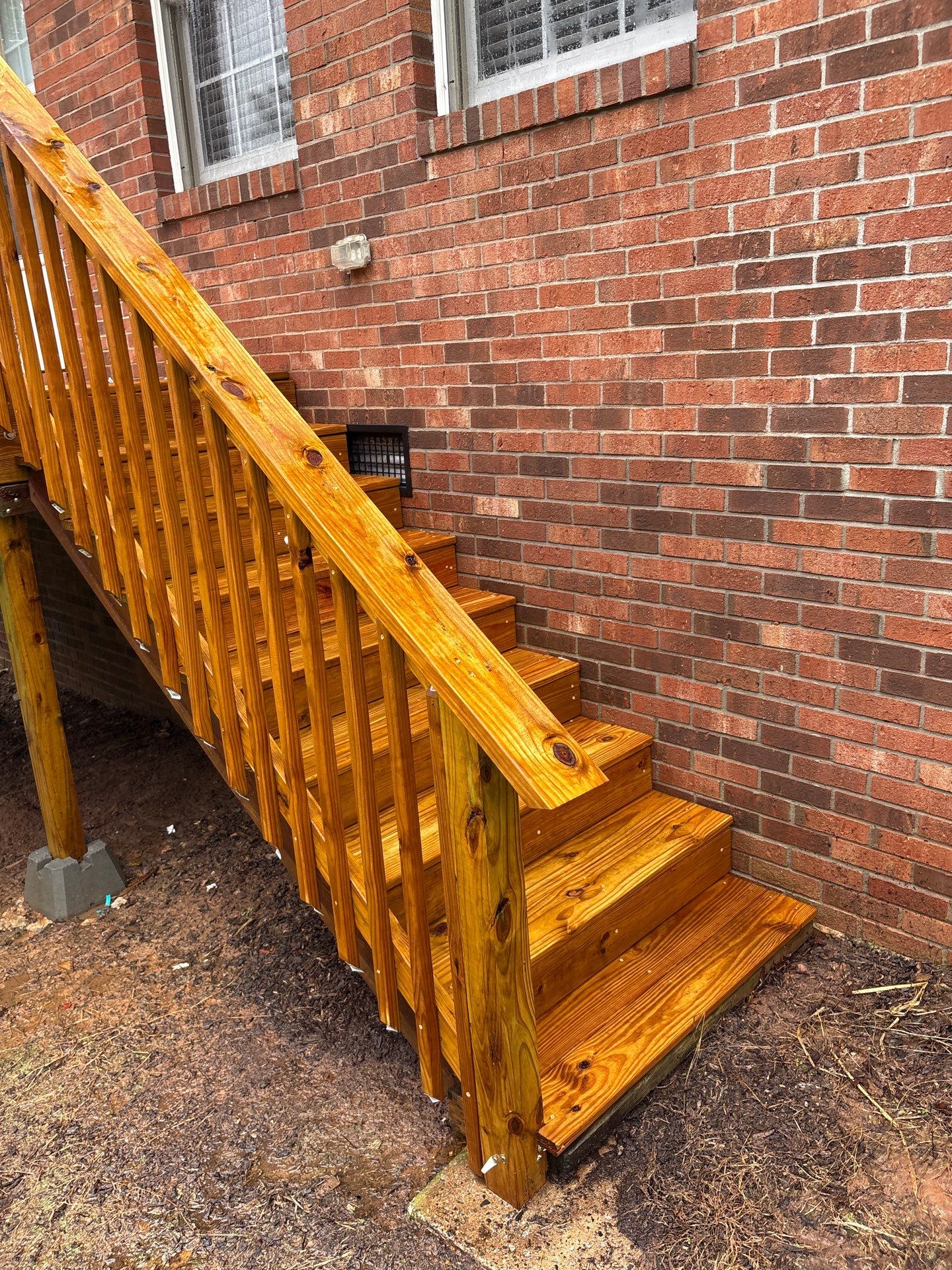Wood Deck using Wood Sealant by DuraSeal