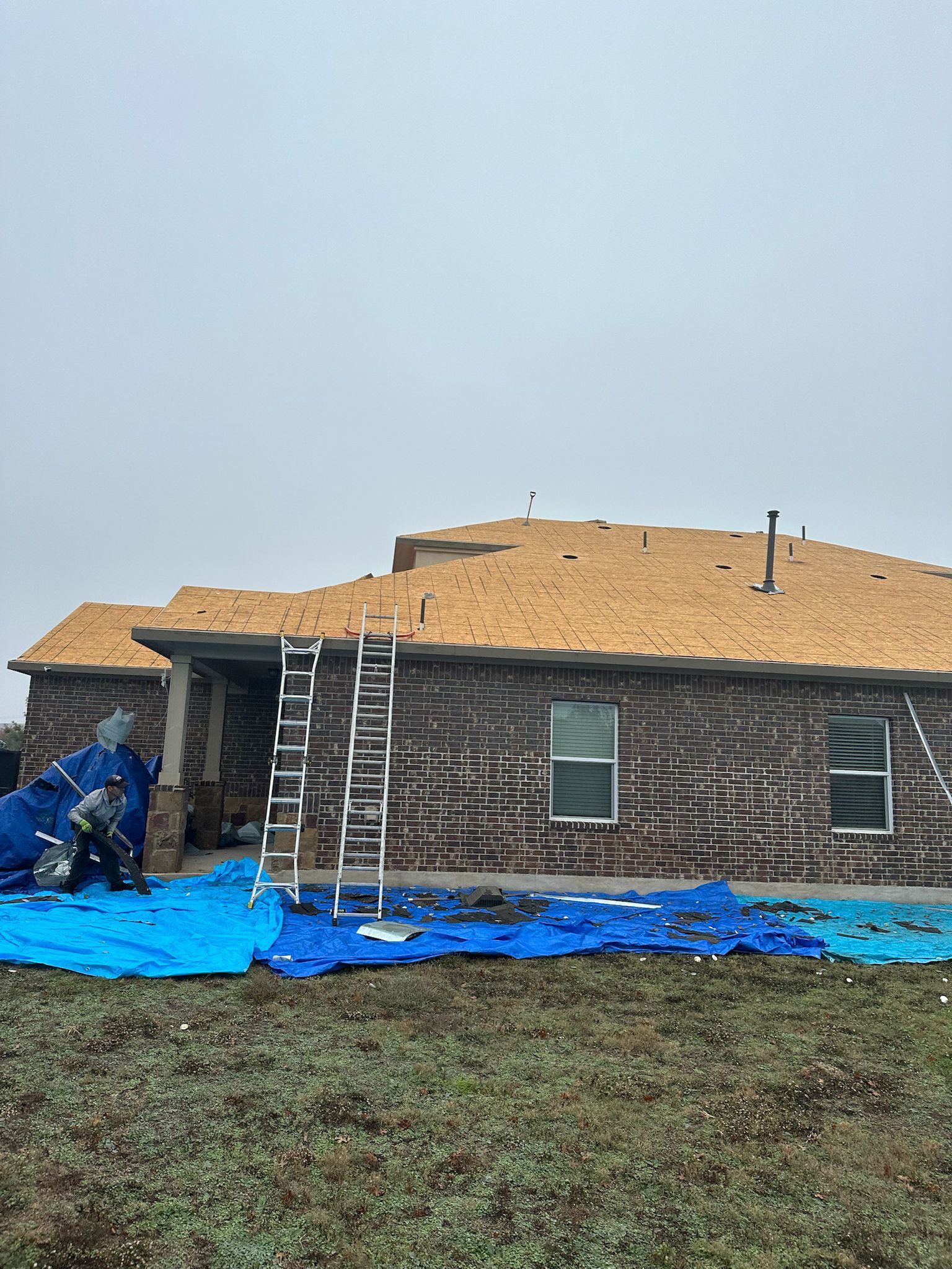 Architectural Shingle Roof Replacement Following Hail Damage in Round Rock by Caliber Restoration LLC