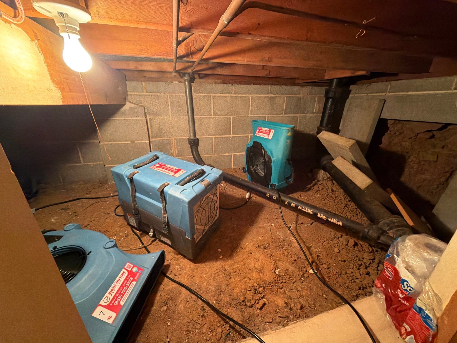 Emergency Water Mitigation & Structural Cavity Drying in Wilmington by Right On Time Restoration