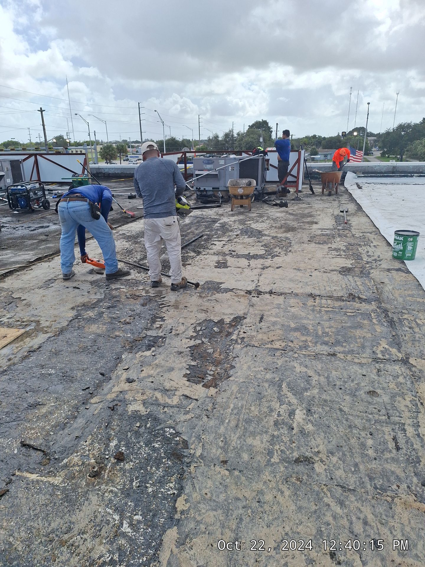 COMMERCIAL REROOF GAF TPO EVERGUARD 60 MIL SMOOTH WITH 1-1/2" INSULATION by Earl W. Johnston Roofing