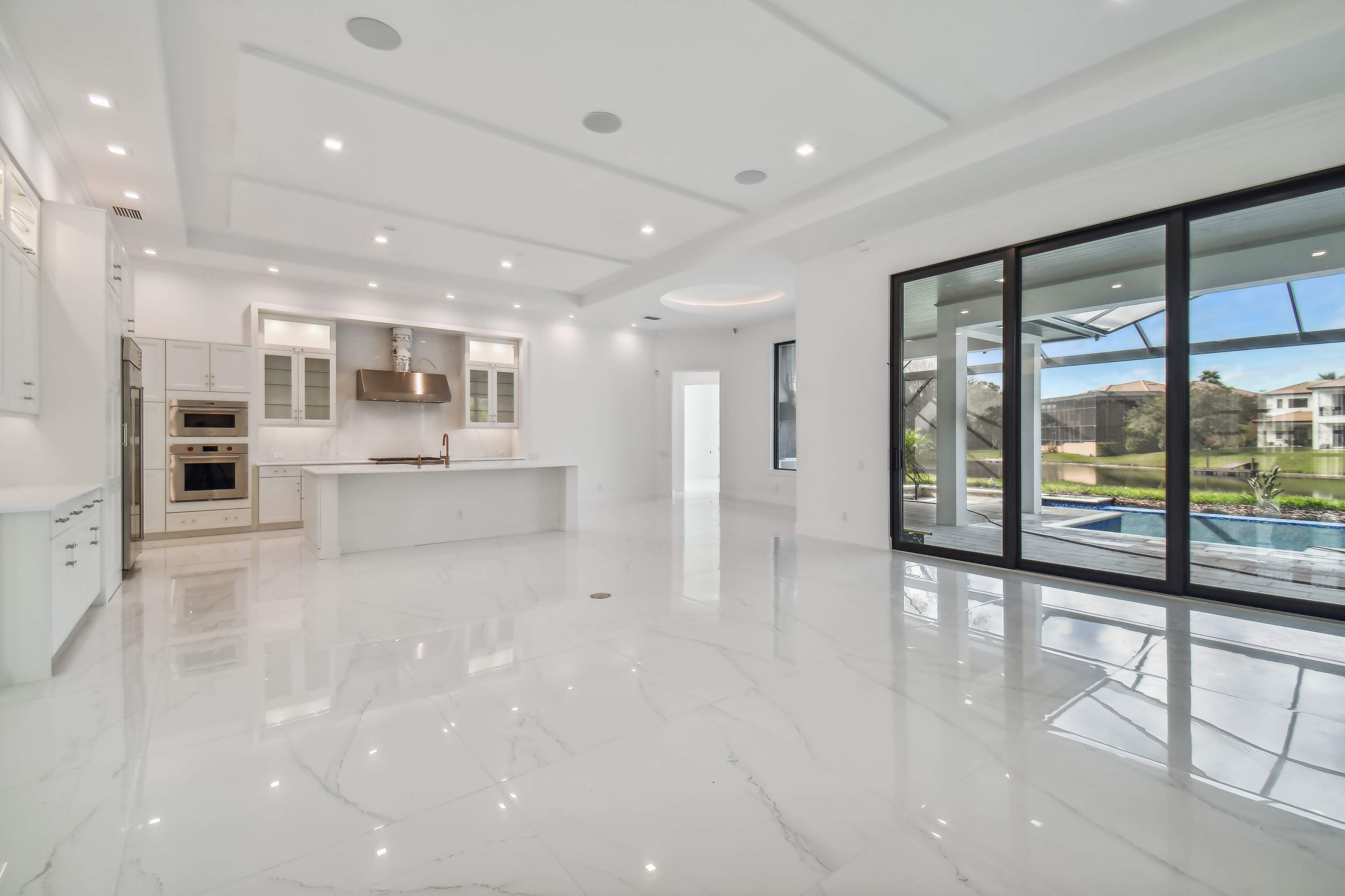 Laguna 1529B by Lyons Heritage Tampa, LLC