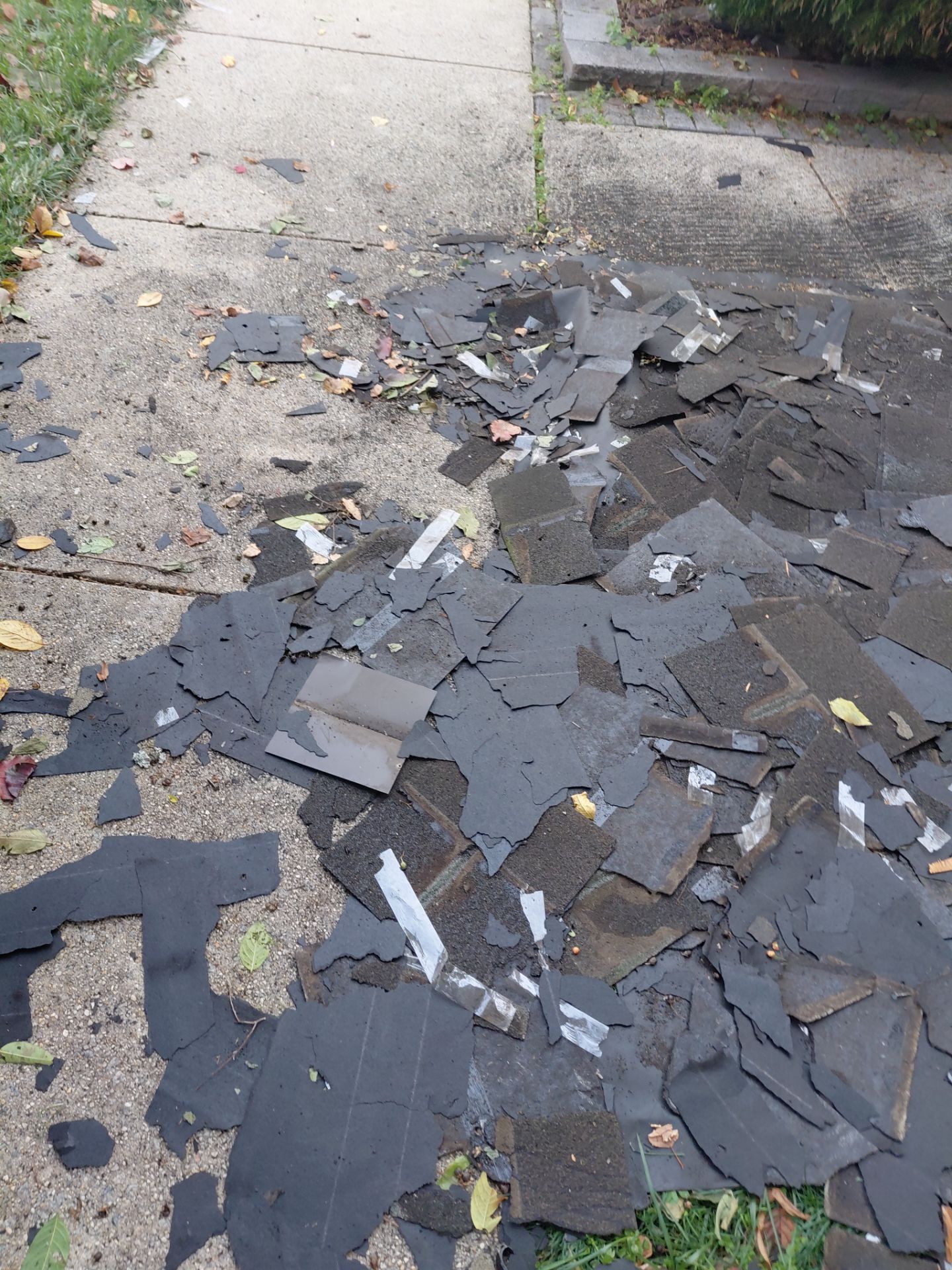 Alexandria : Residential Roof Replacement with CertainTeed Landmark Pro in Max Def Weathered Wood  by RM Banning, Inc.