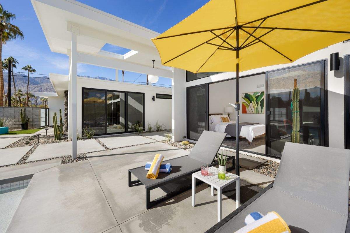 Palm Springs Midcentury Modern Home by One Stop Source