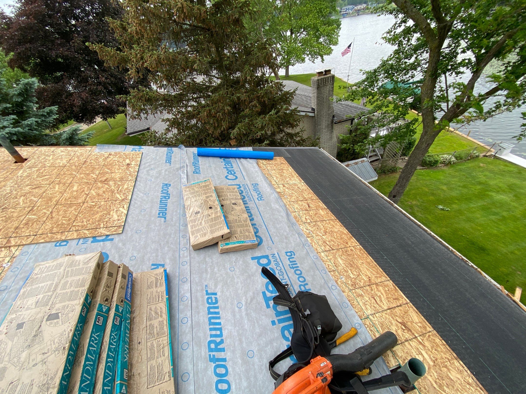 Roof Replacement using CertainTeed Landmark by 180 Contractors
