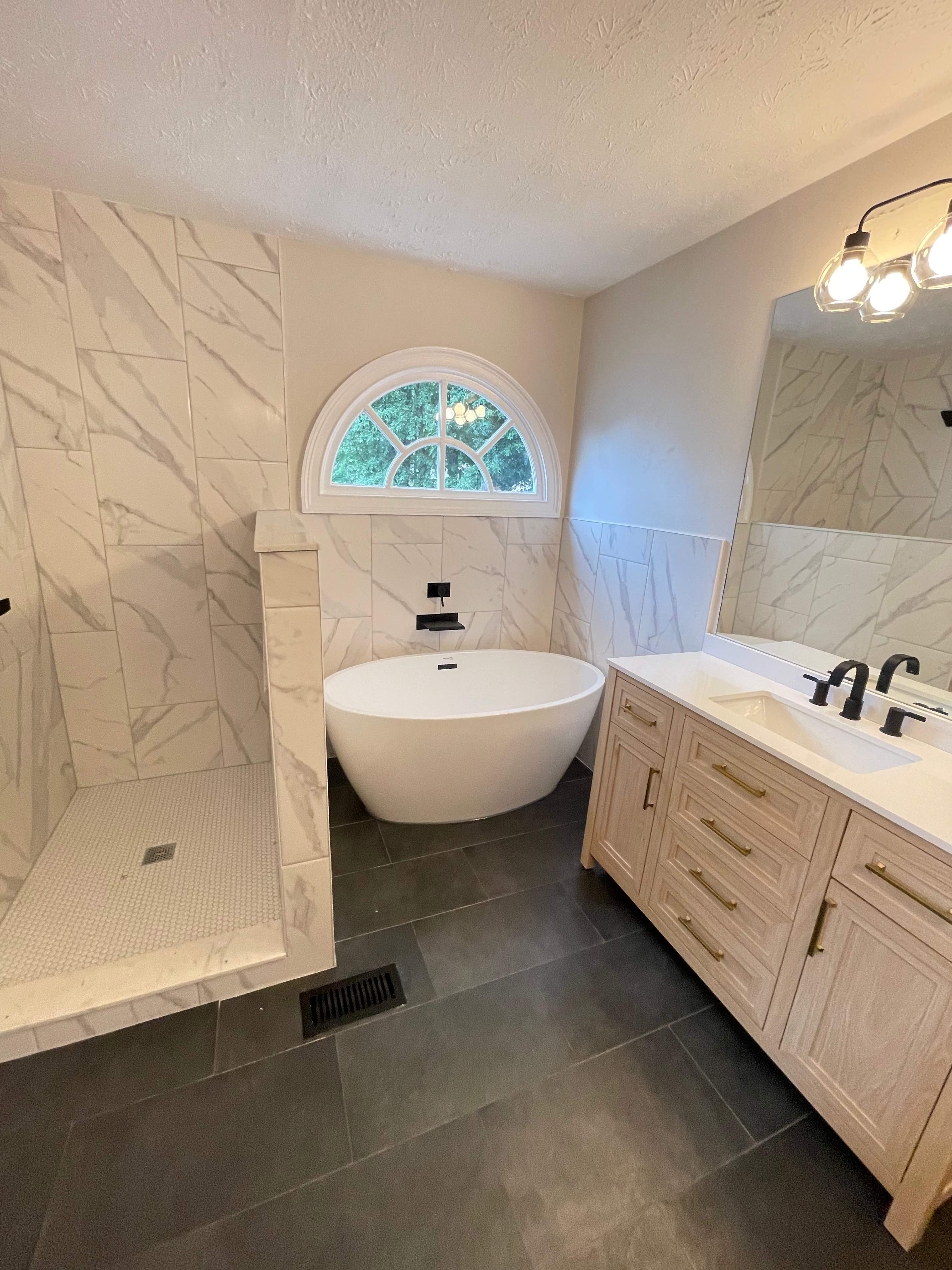 Master bathroom renovation by Prudencio