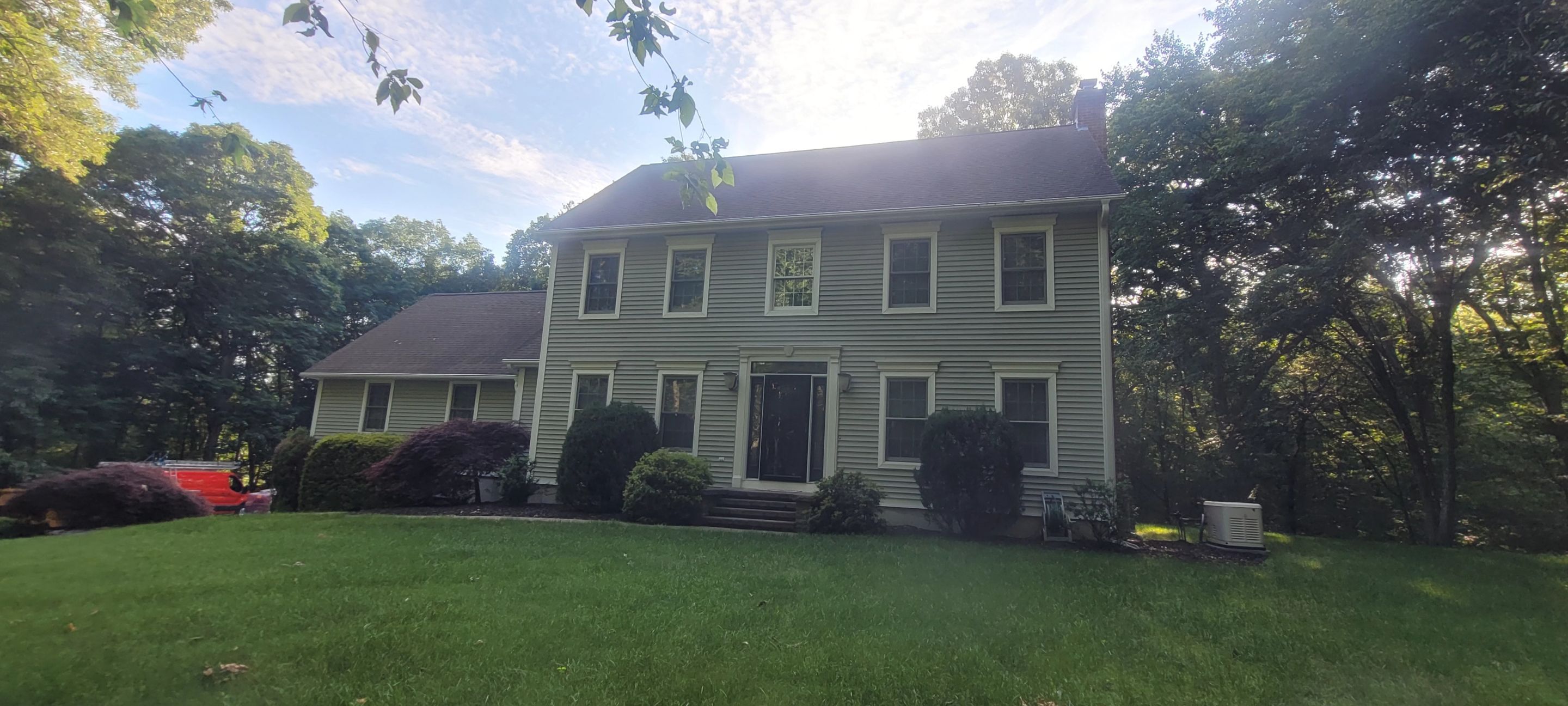 Homeowners in East Hampton, CT get a new roof by DiGiorgi by DiGiorgi Roofing and Siding Inc