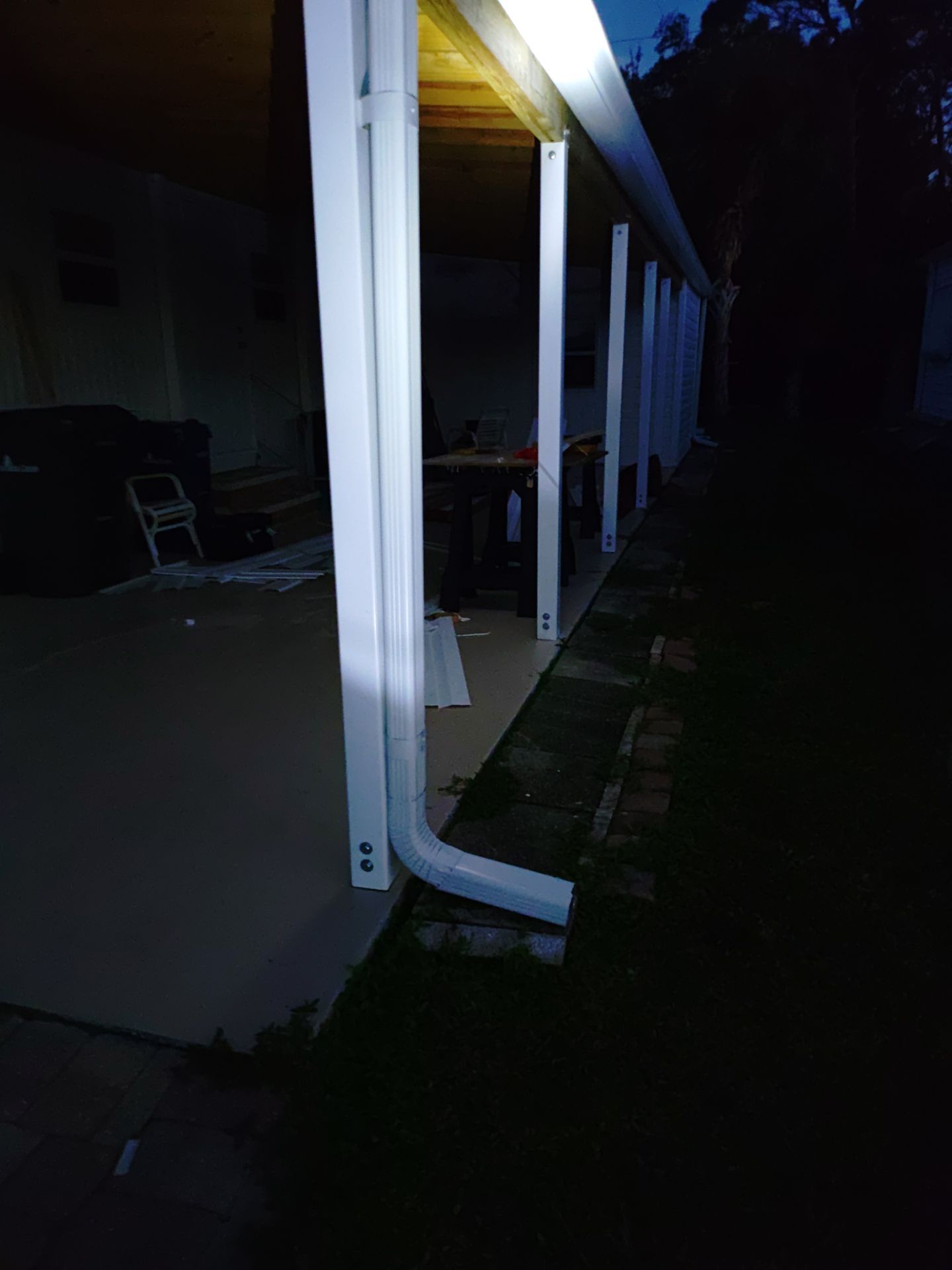 6 inch Aluminum Seamless Gutters in Englewood FL by Gutter Professors