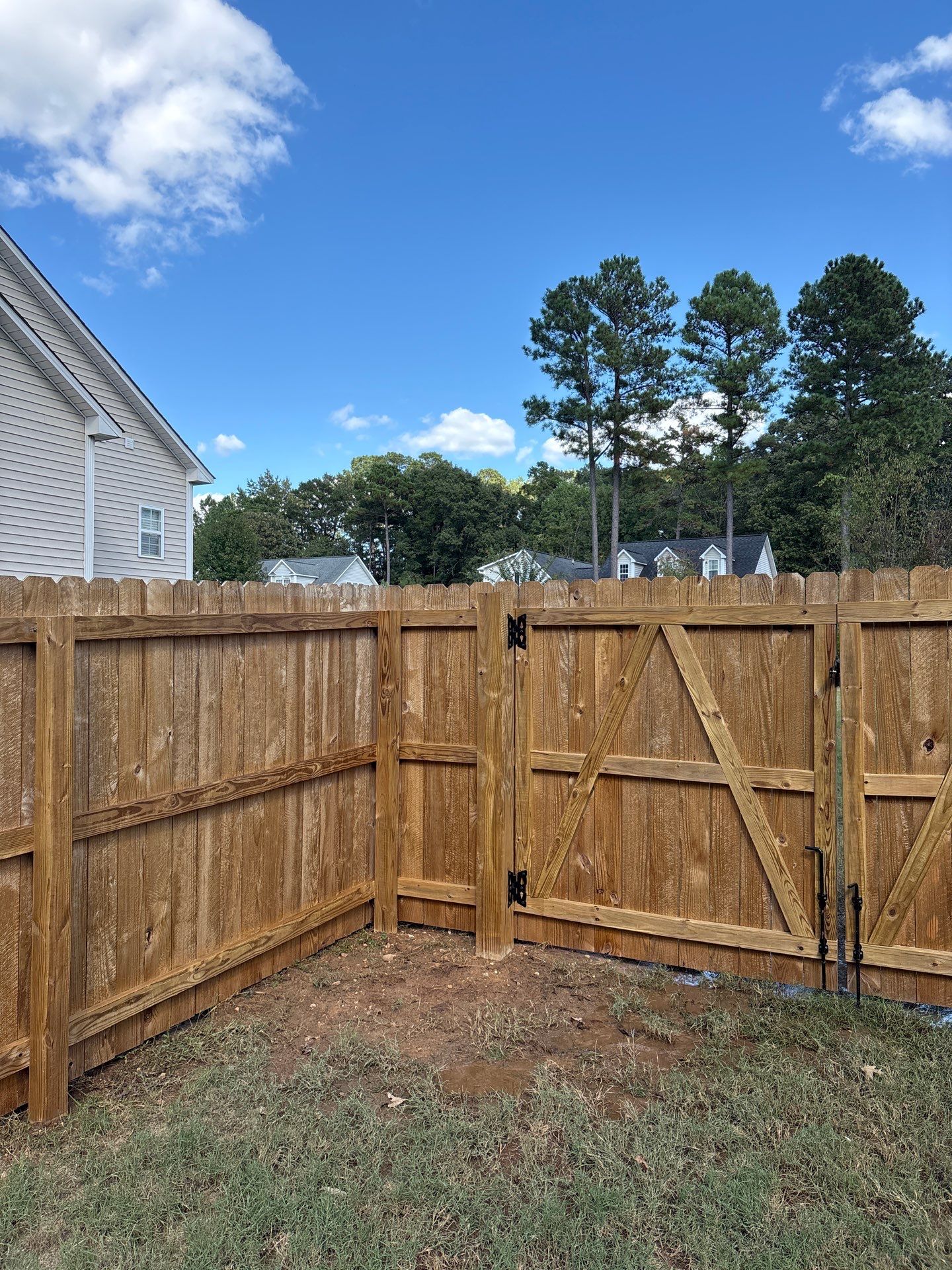Wood Fence using Wood Sealant by DuraSeal