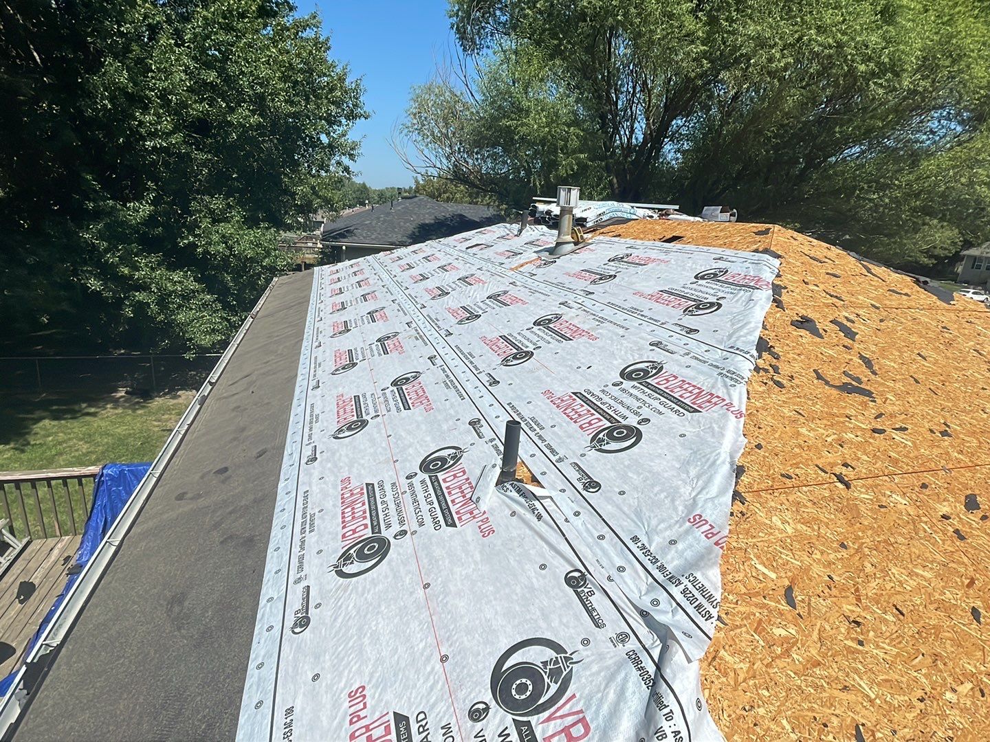 Residential Roofing Installation using IKO Dynasty by EEC Windows, Siding & Roofing