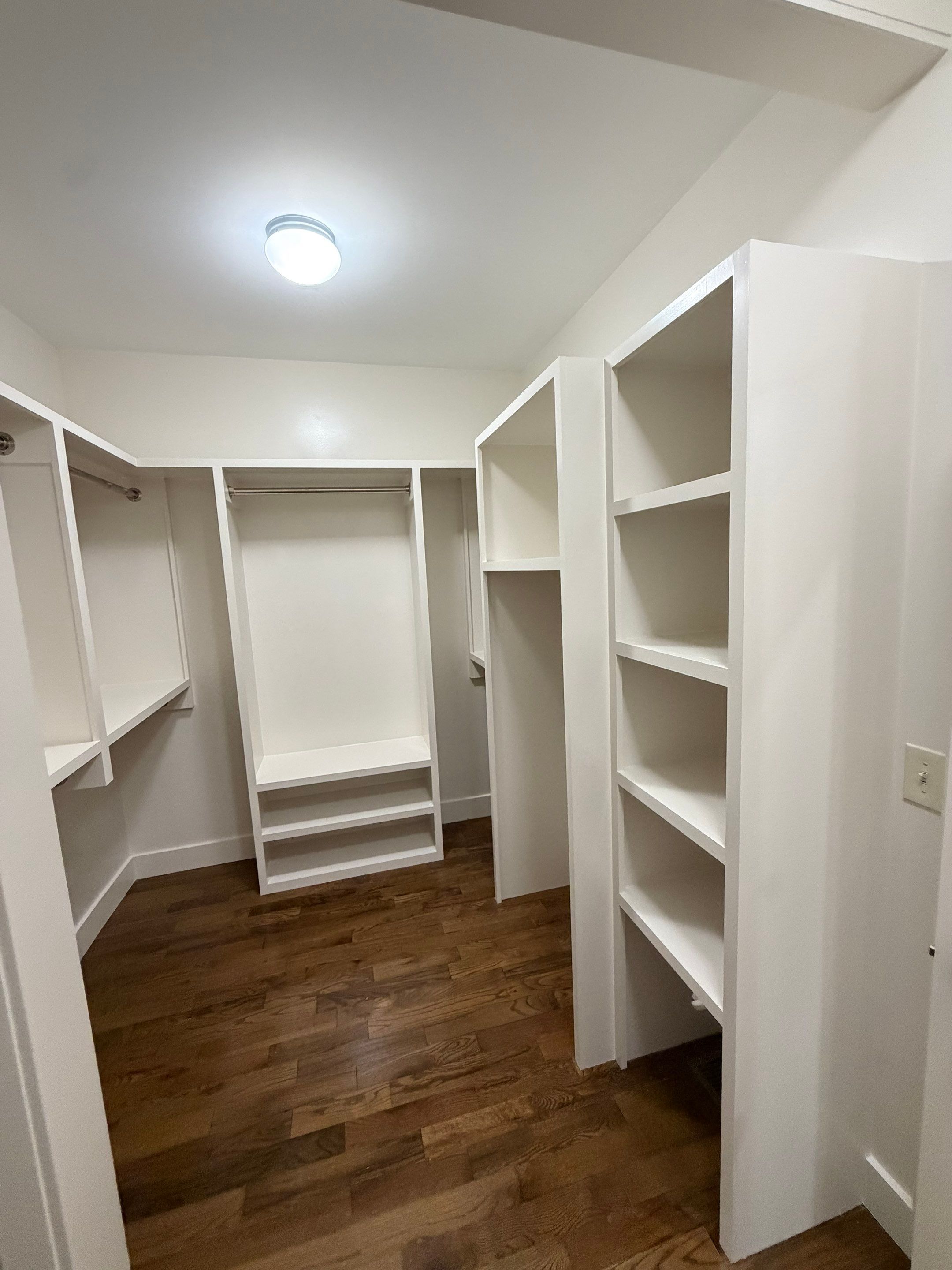 Custom Closet in Brentwood by Music City Improvements