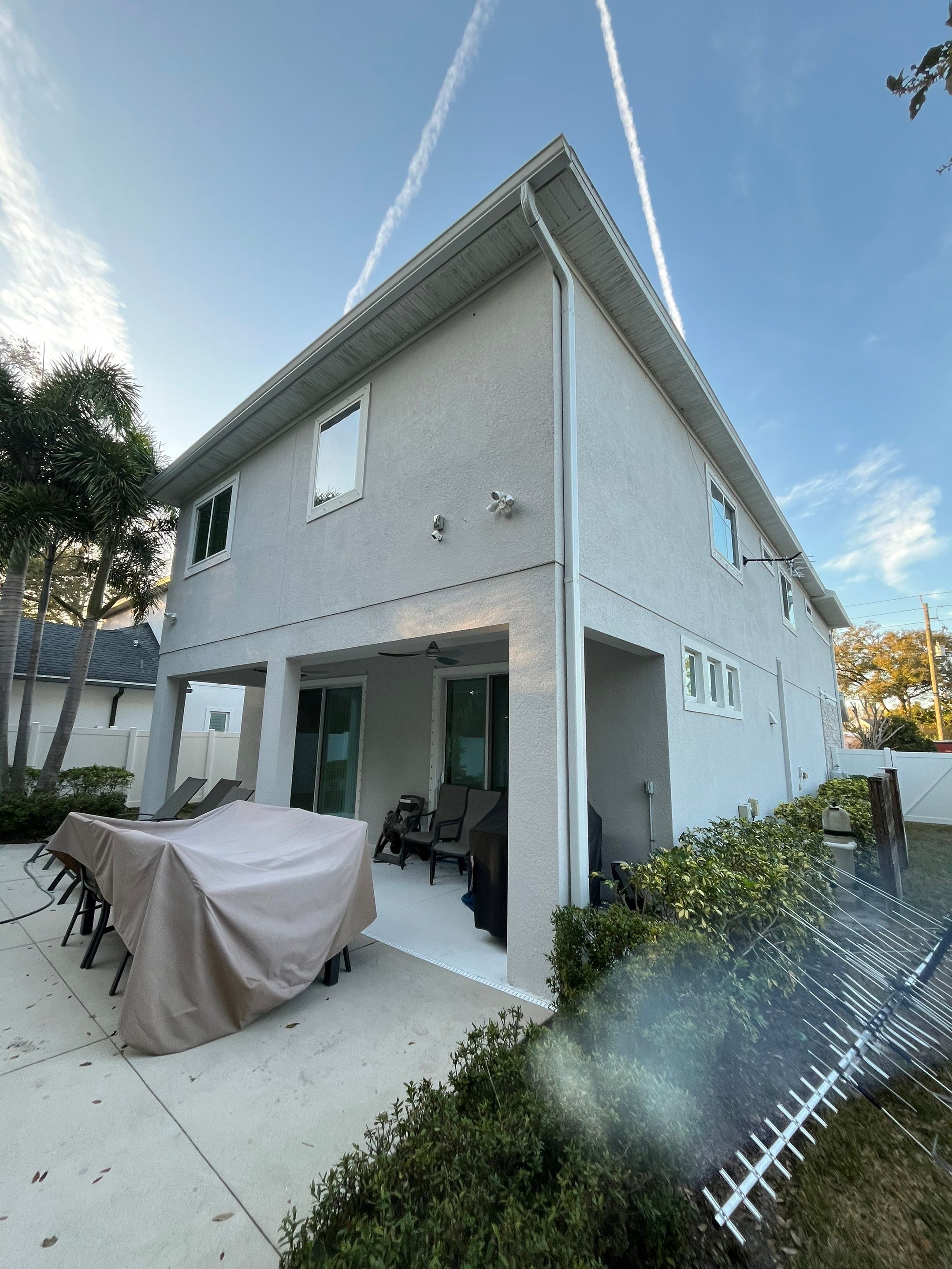 White K Style Seamless Gutters using 6 Inch Seamless Gutters in Sarasota FL by Gutter Professors