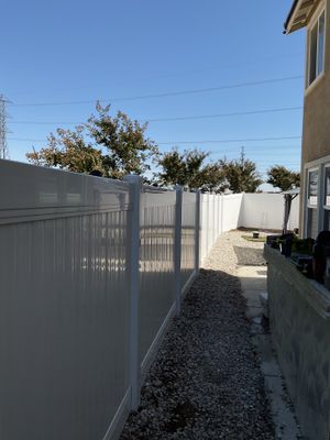 Fence Installation using Vinyl