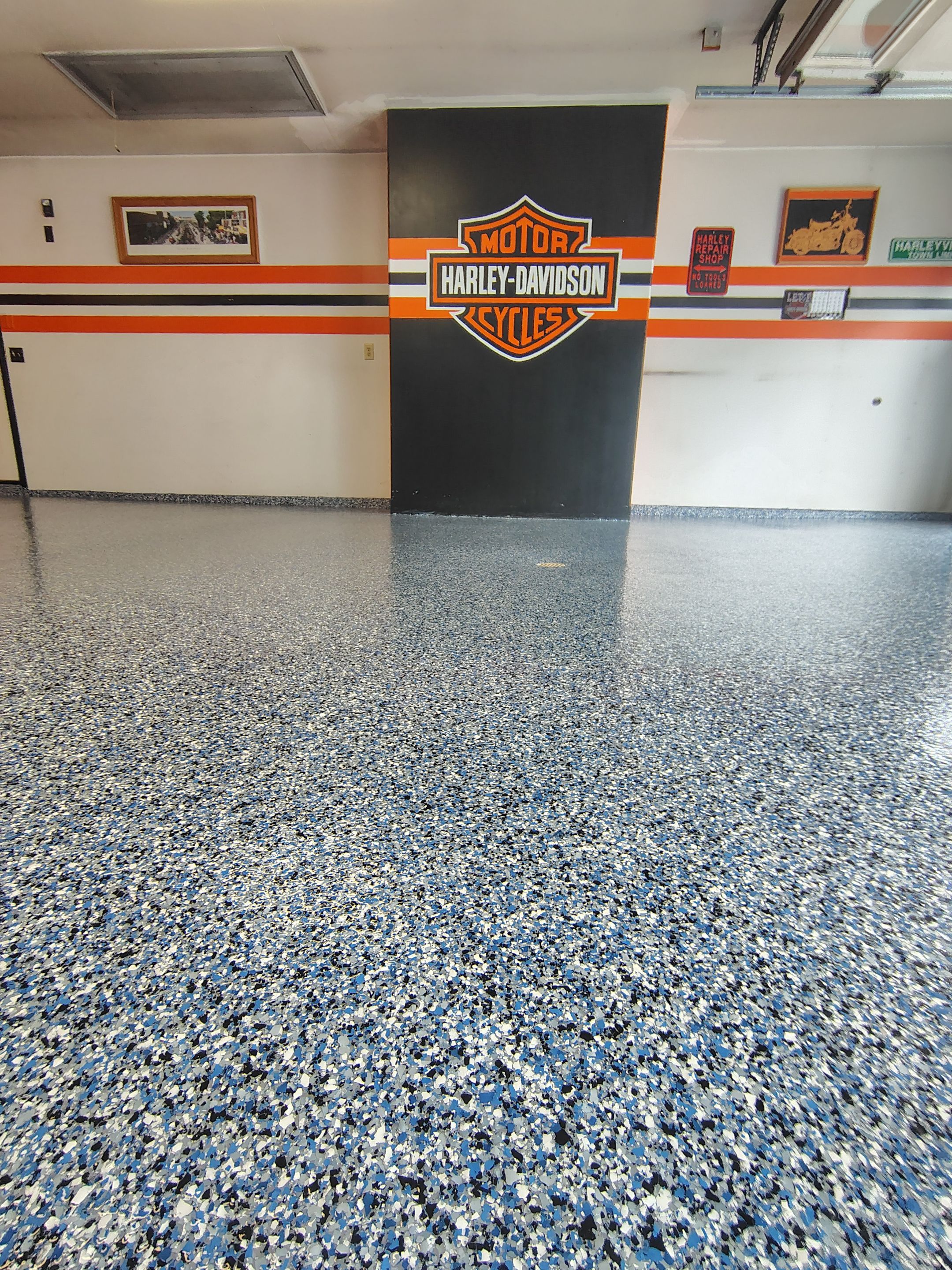 Custom Grey Flake Epoxy Garage Floor Installation in Remsen